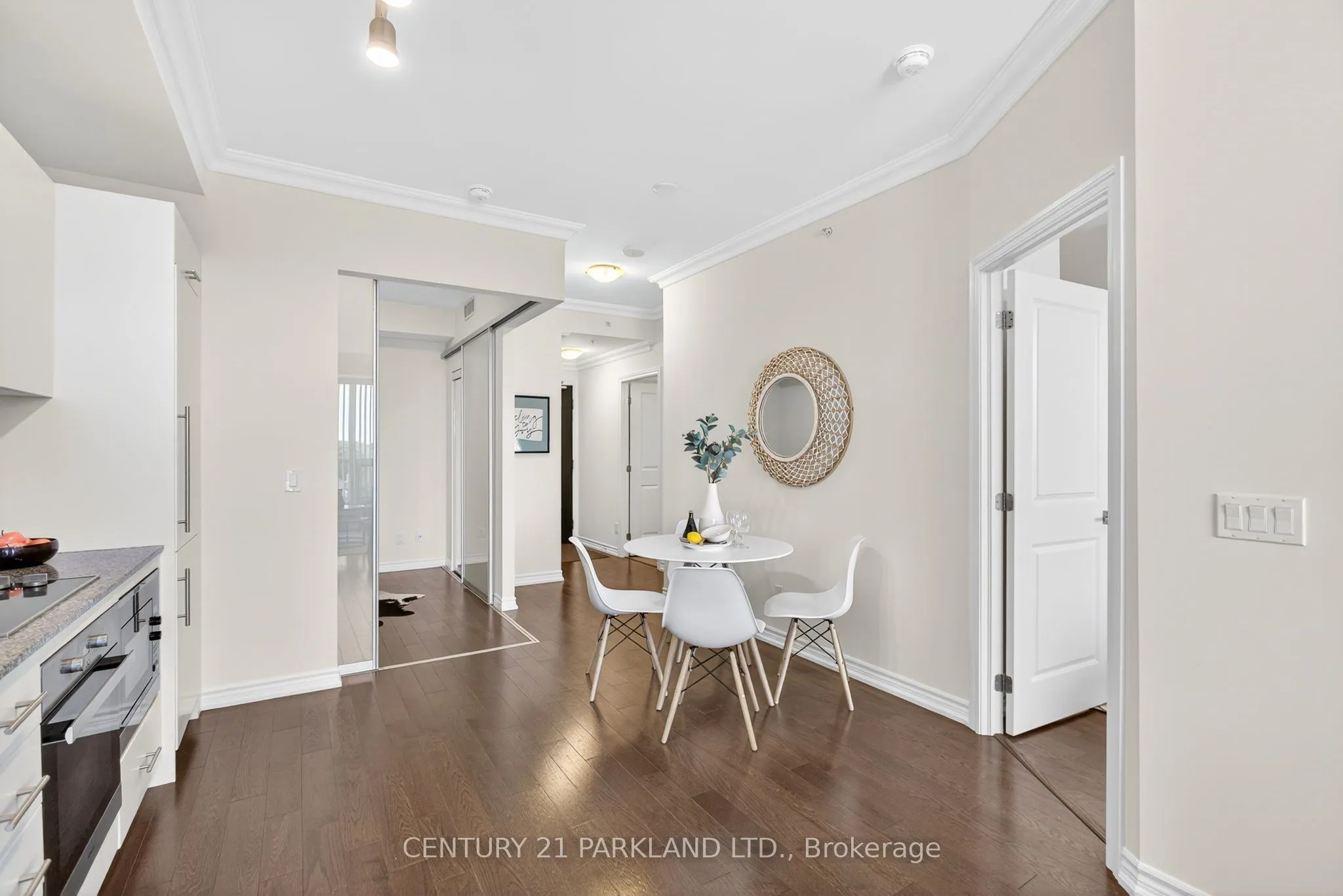 23 Glebe Road W, #603