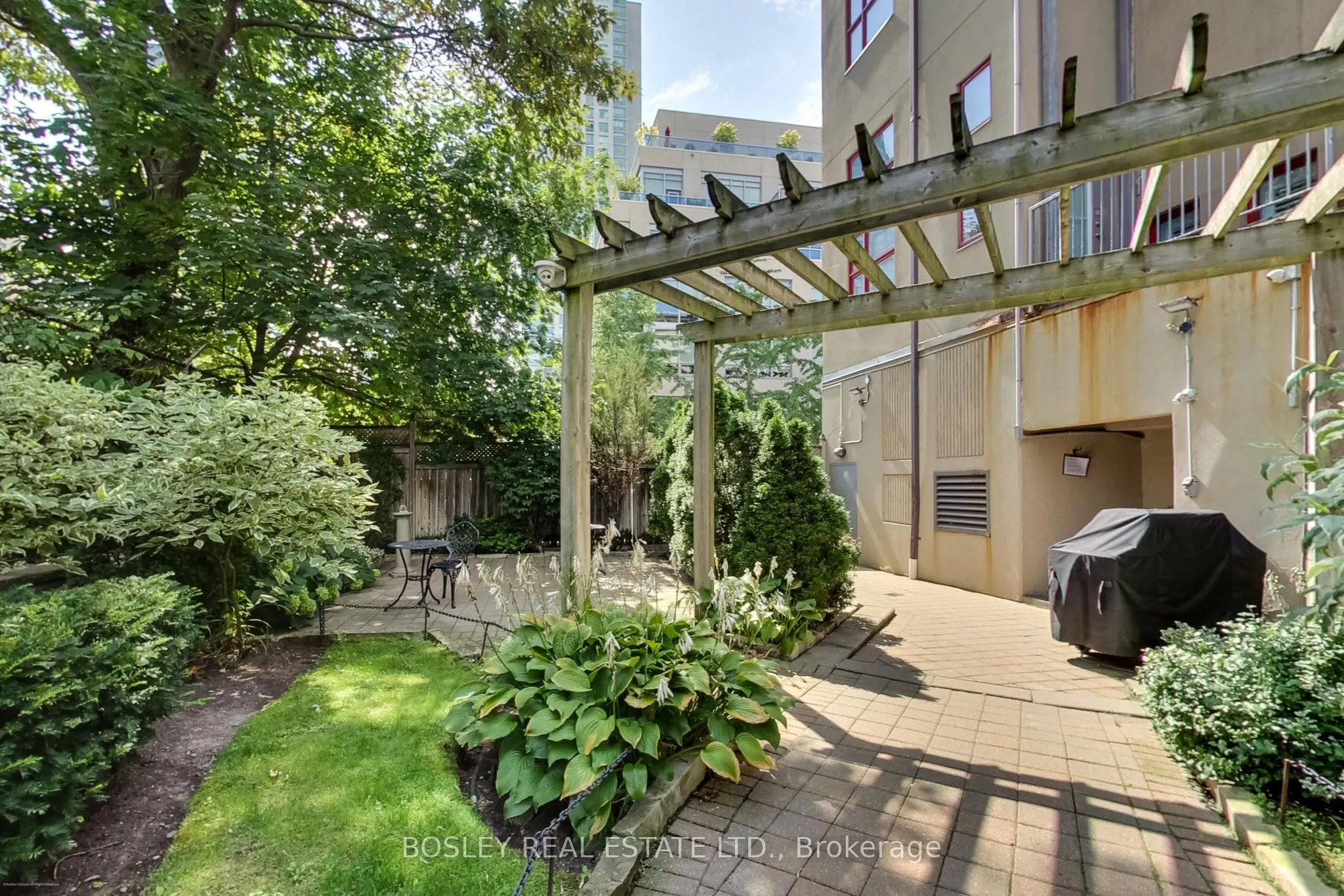 21 Earl Street, #L1