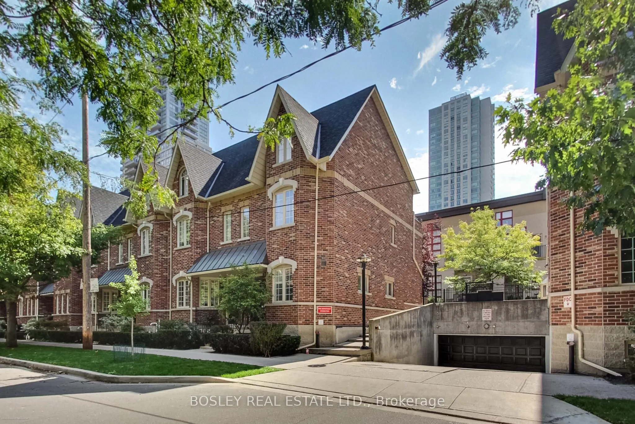 21 Earl Street, #L1