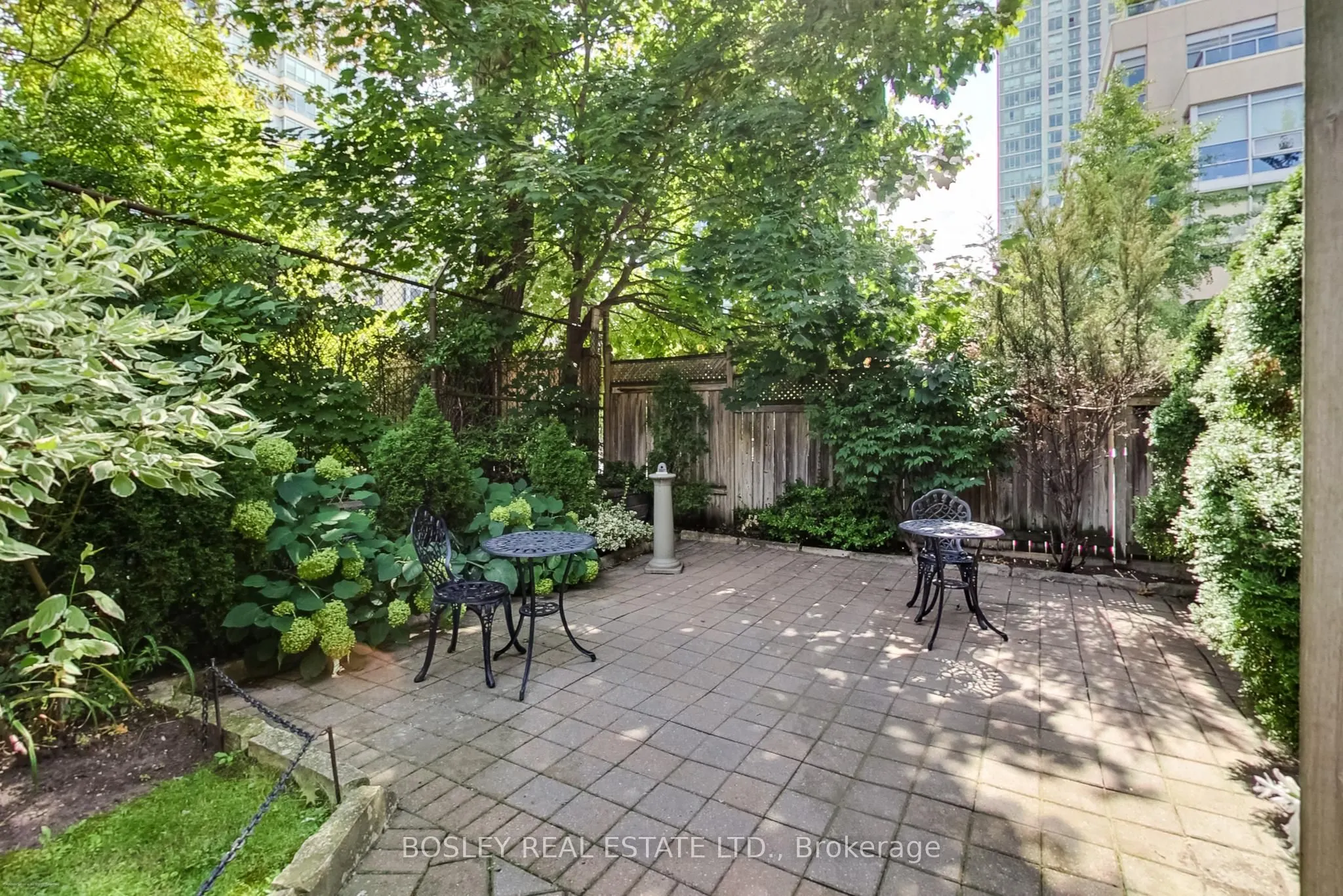 21 Earl Street, #L1