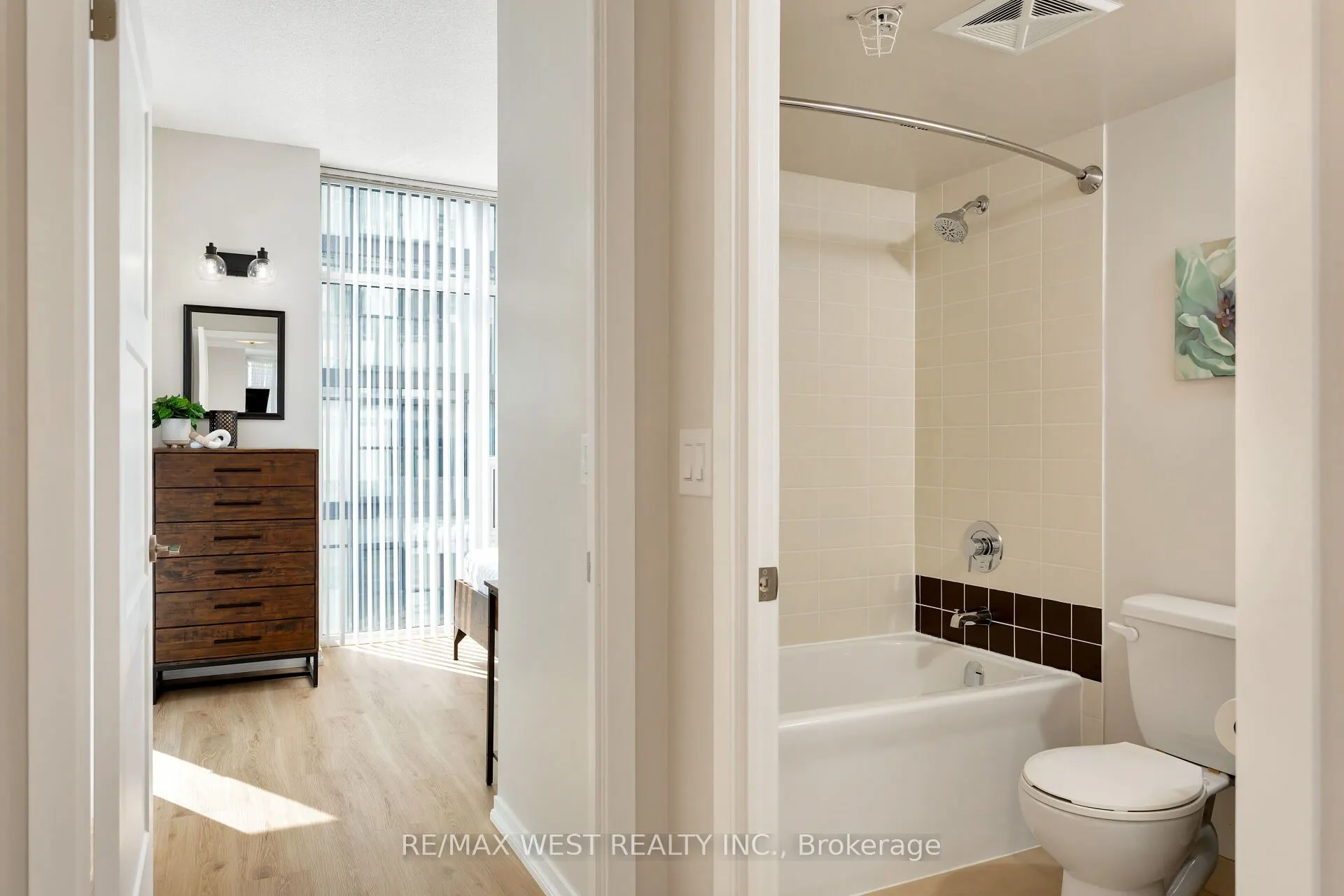 36 LISGAR Street, #1621E