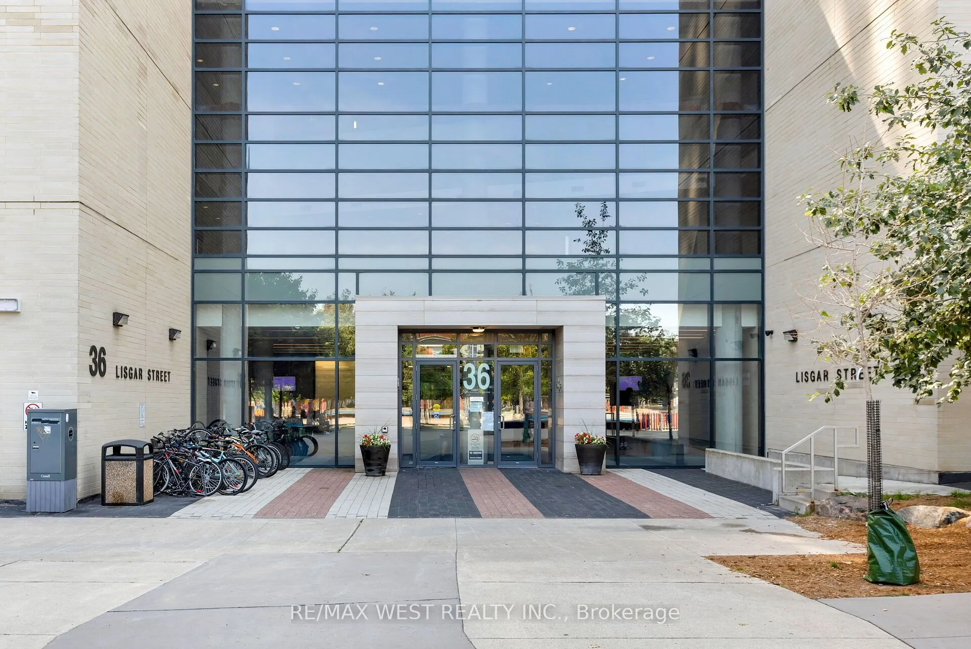 36 LISGAR Street, #1621E