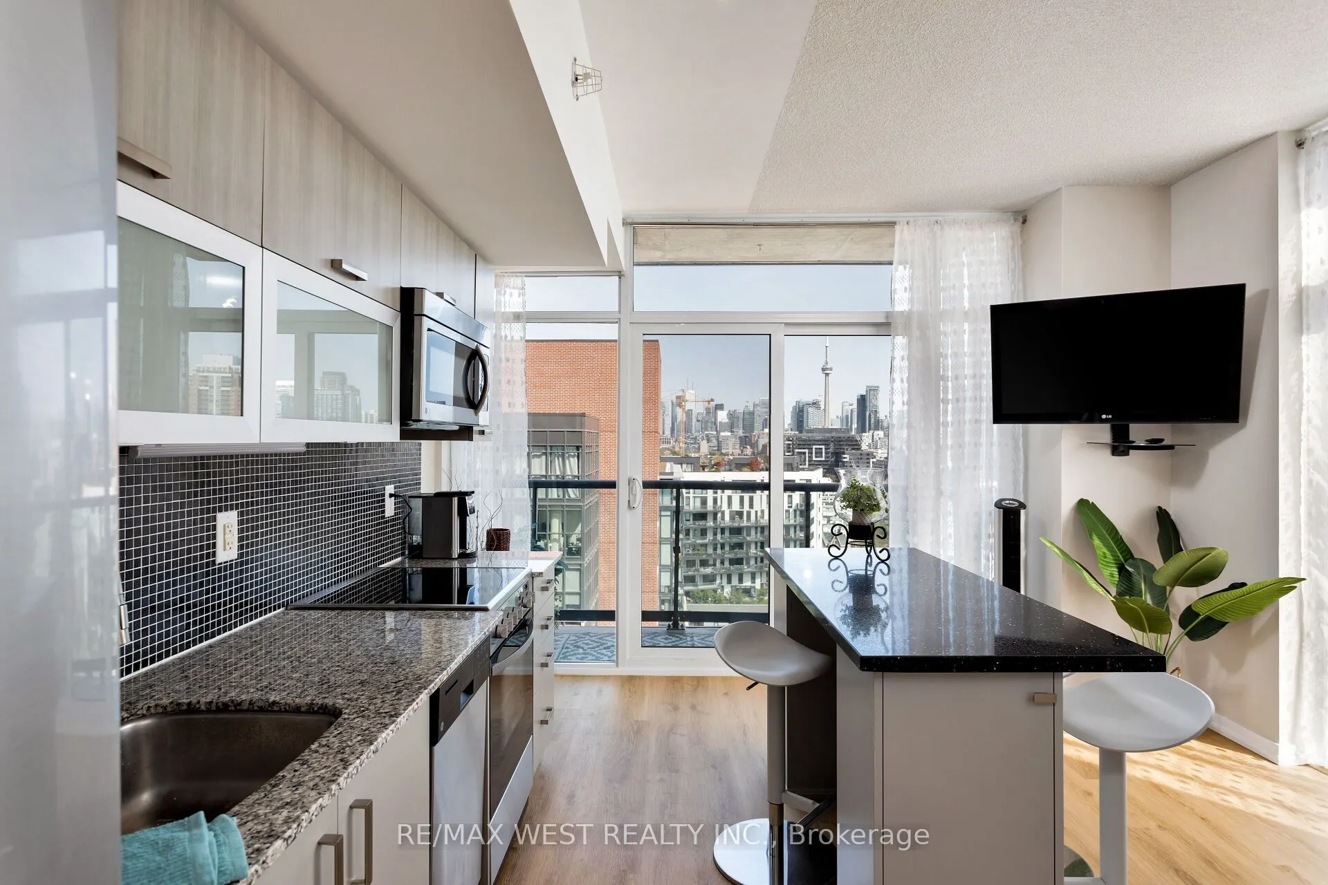 36 LISGAR Street, #1621E