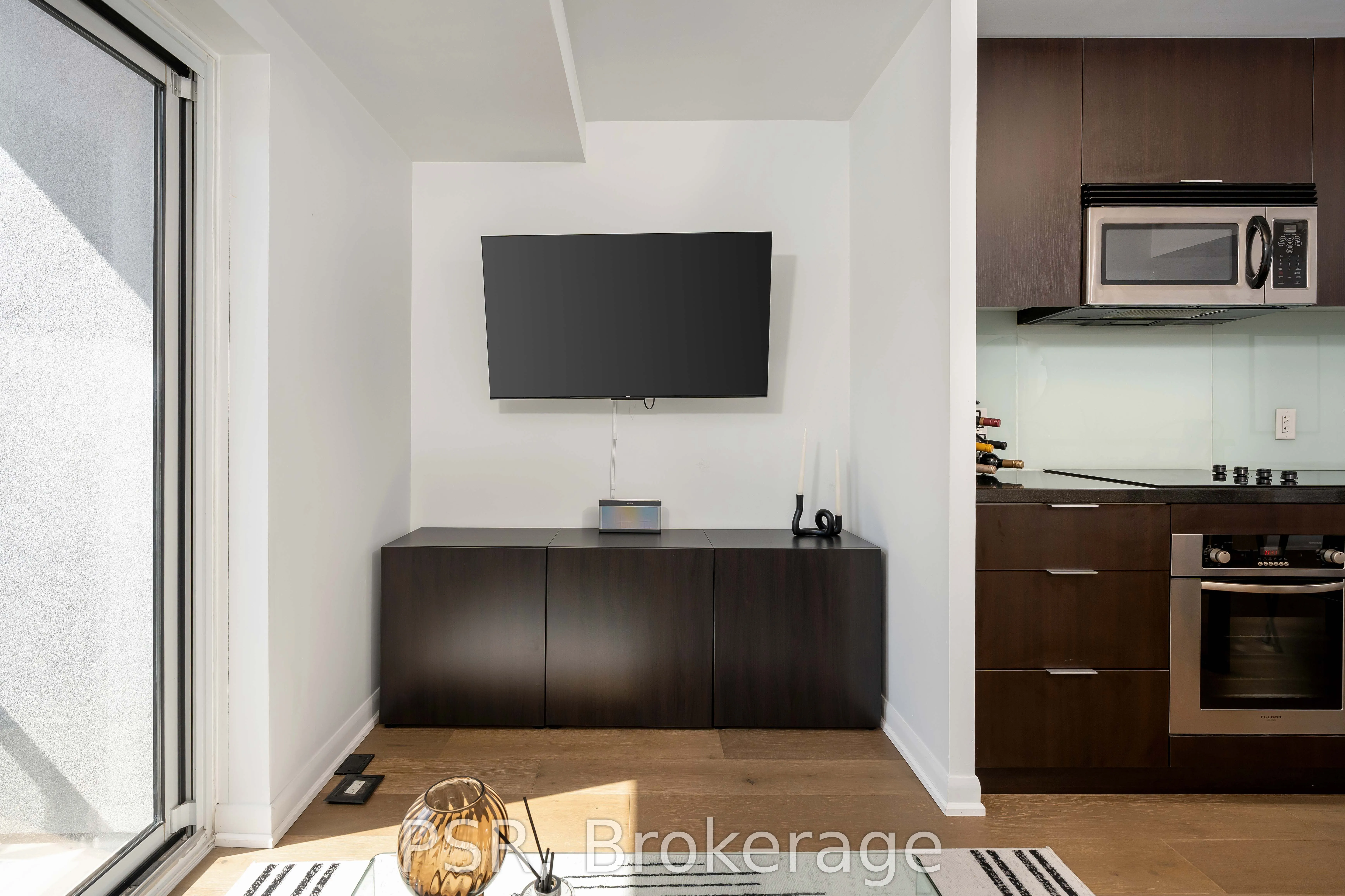 478 King Street W, #507