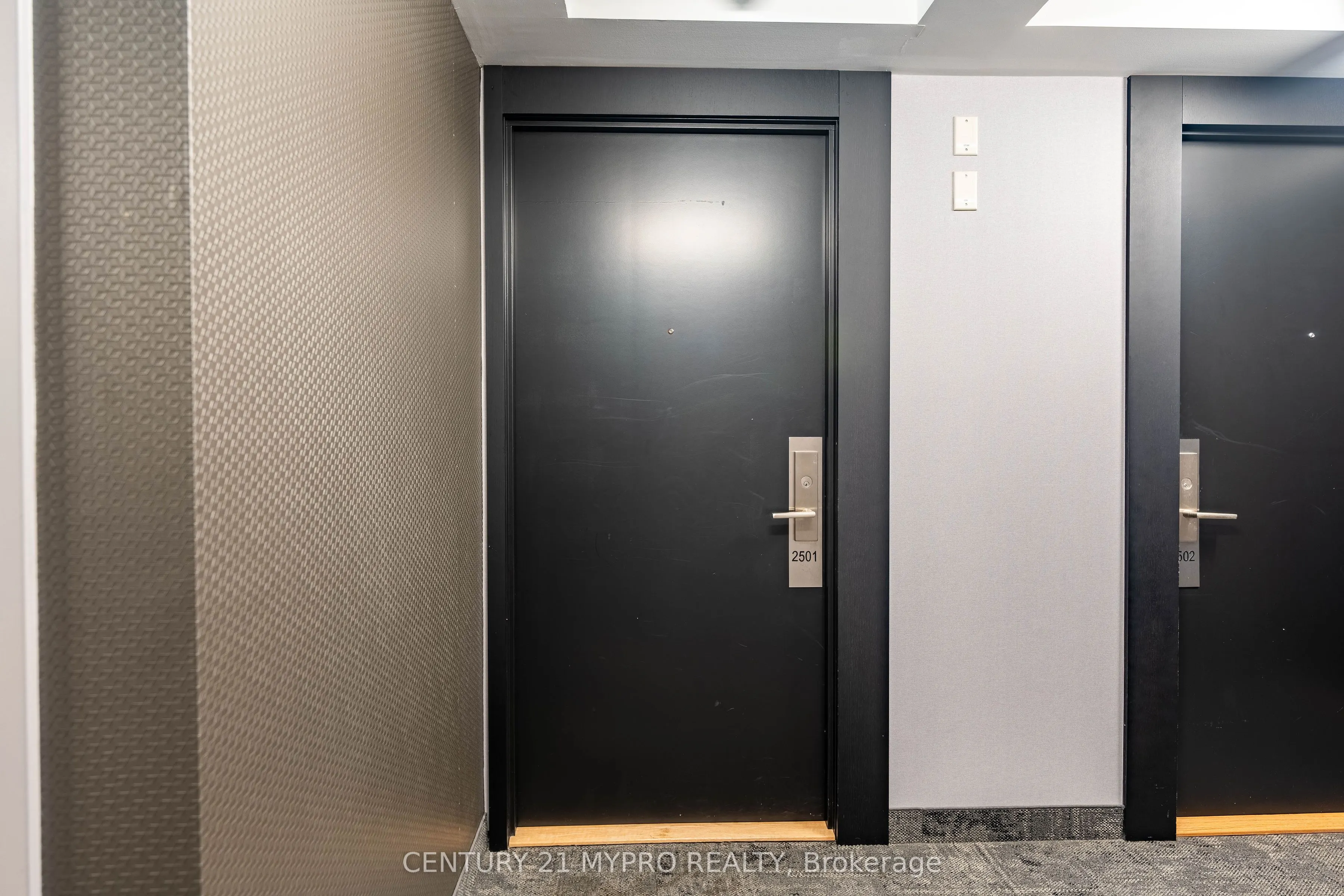 159 Wellesley Street E, #2501