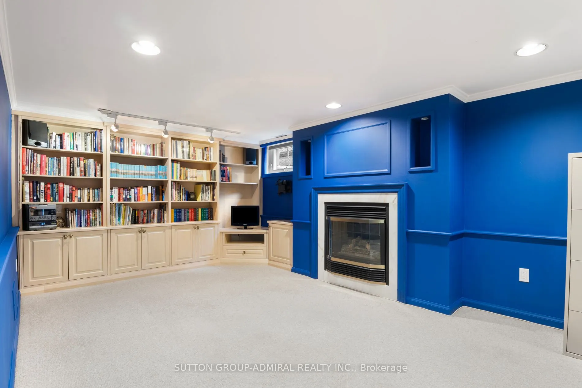 479 Hounslow Avenue