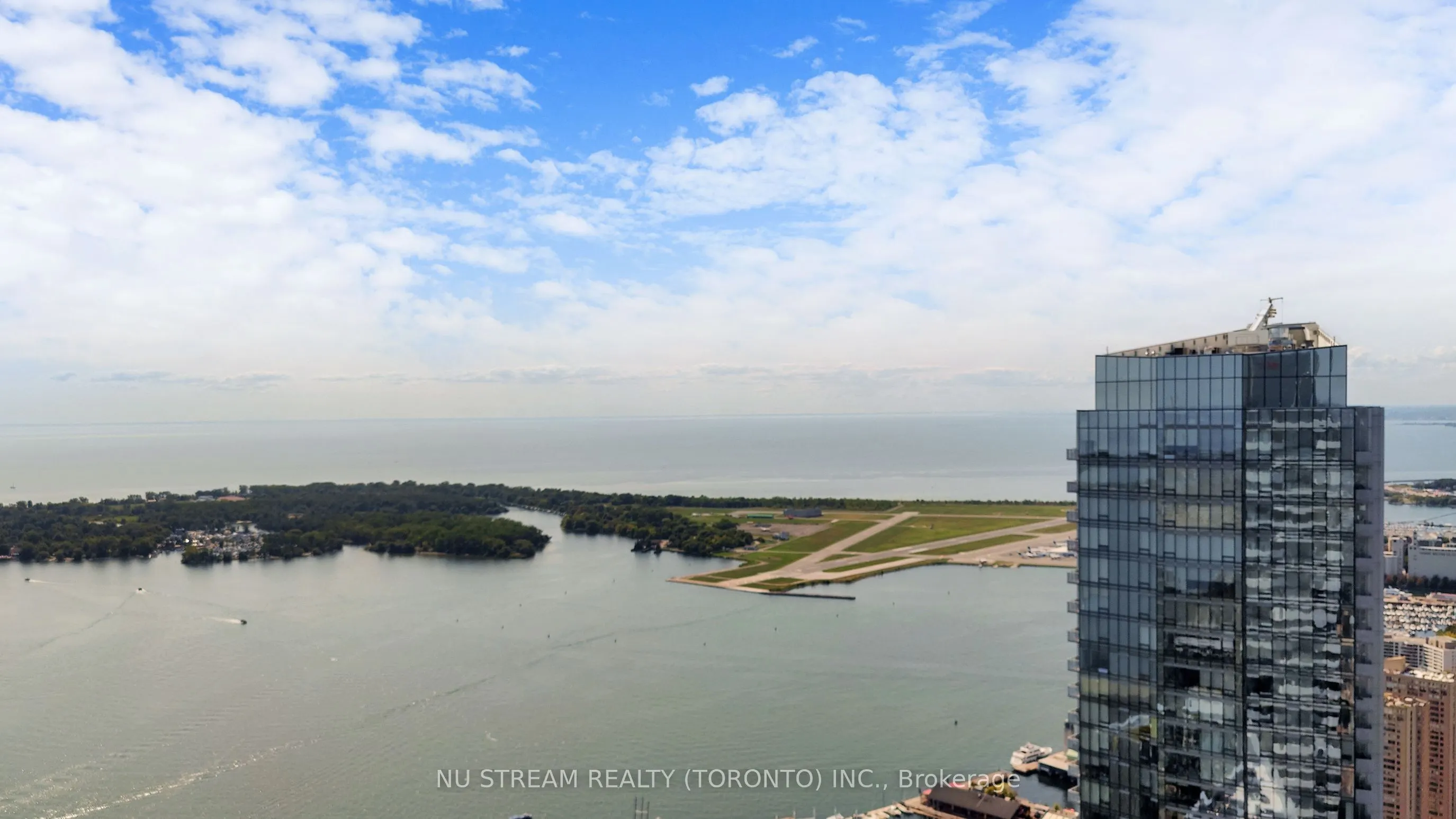 100 Harbour Street, #PH101