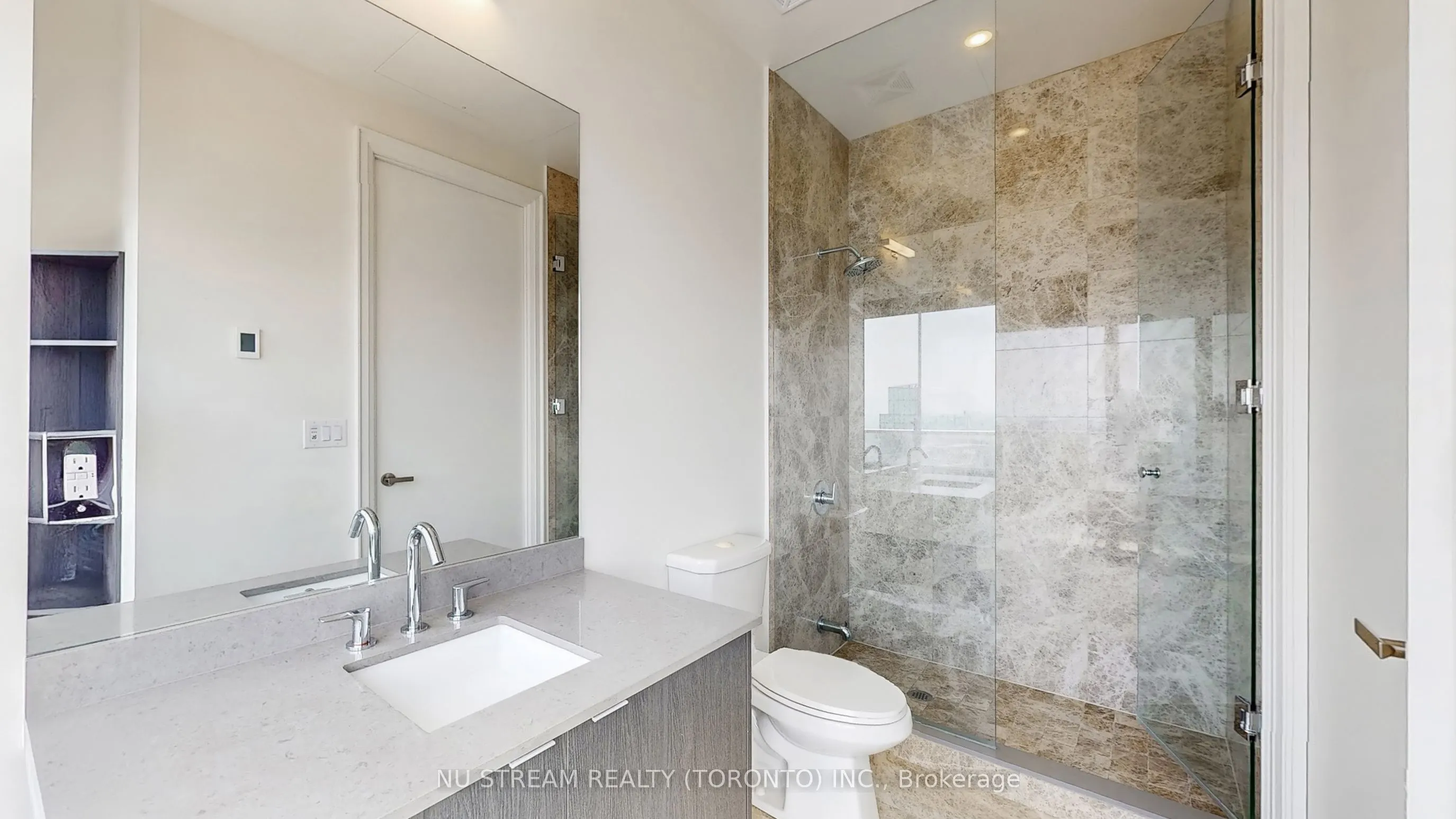 100 Harbour Street, #PH101