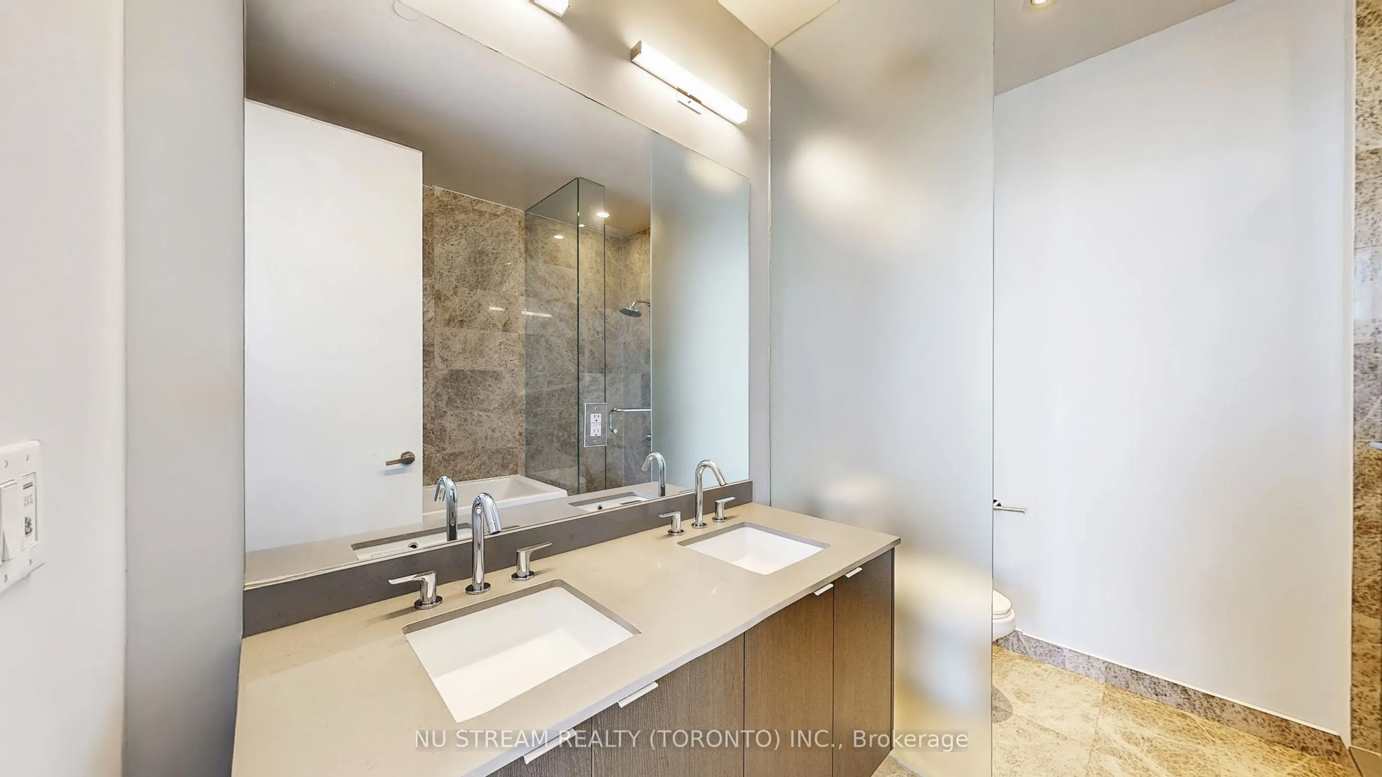 100 Harbour Street, #PH101