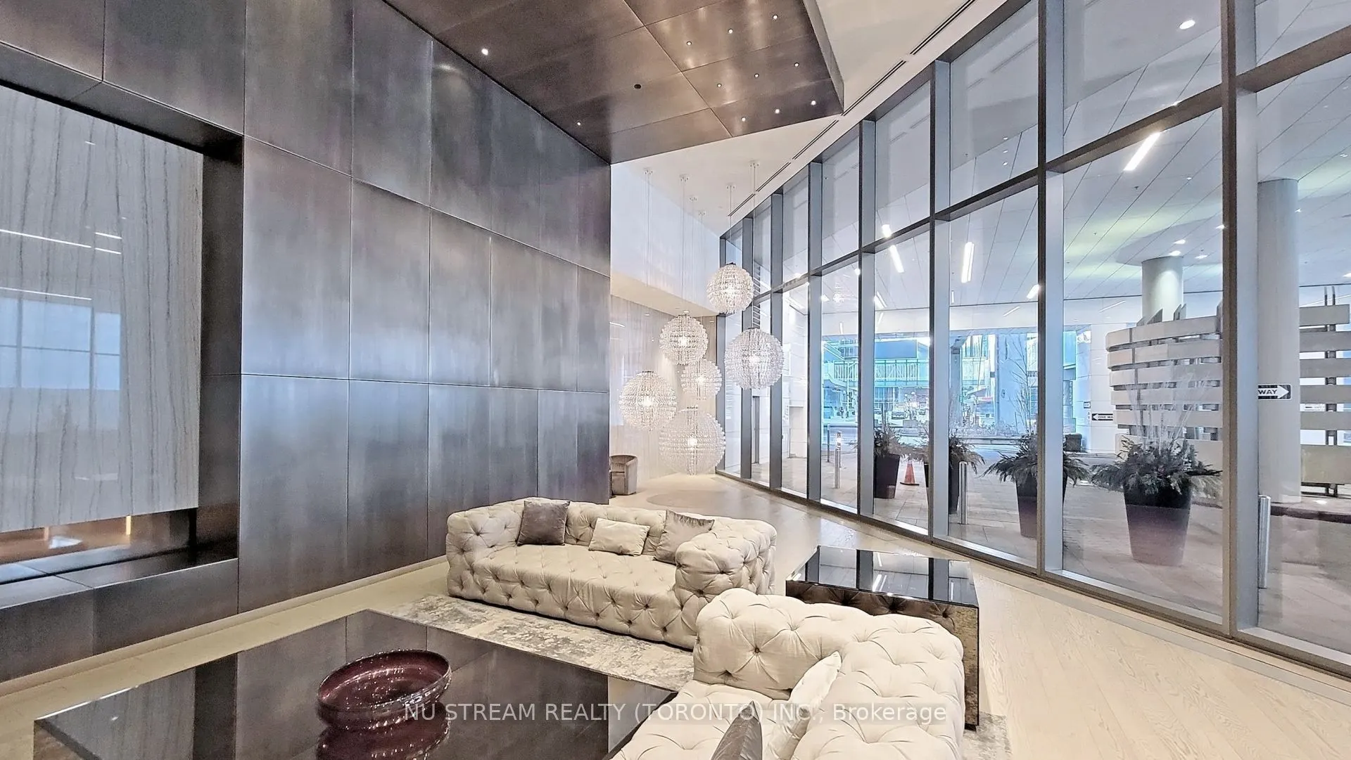 100 Harbour Street, #PH101