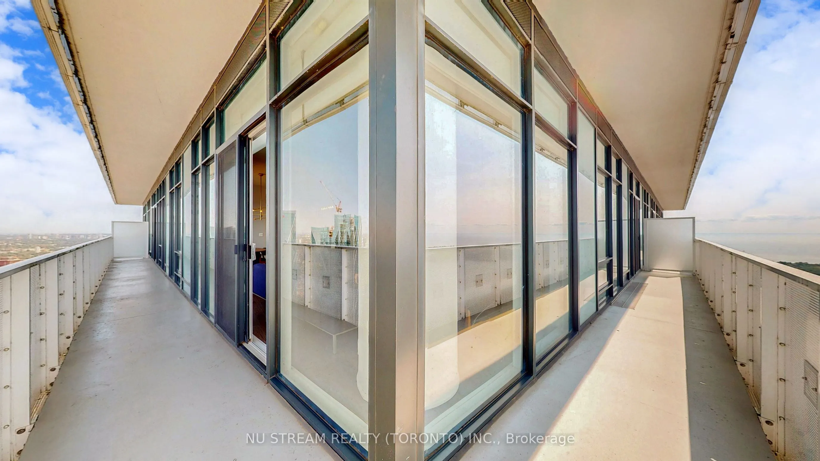 100 Harbour Street, #PH101