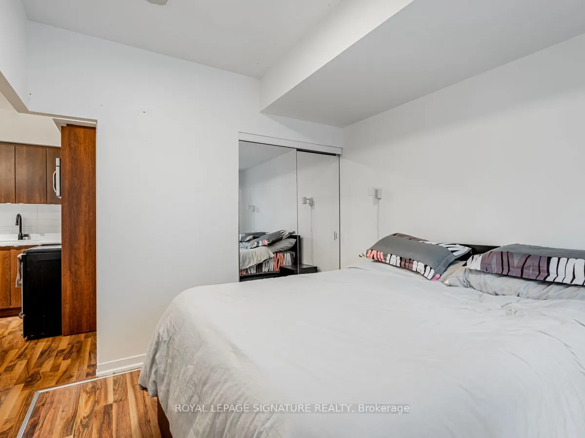 55 East Liberty Street, #401