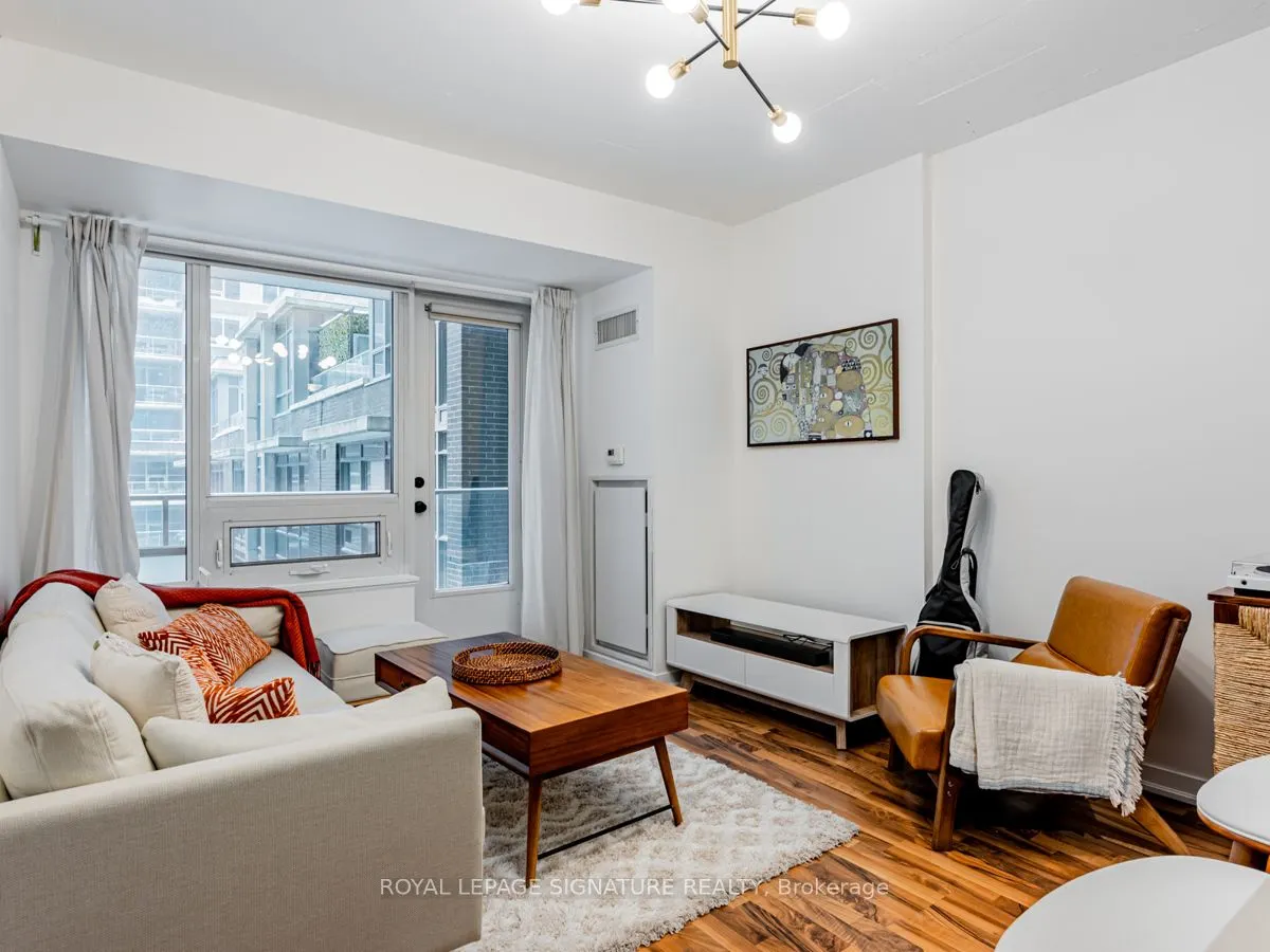 55 East Liberty Street, #401
