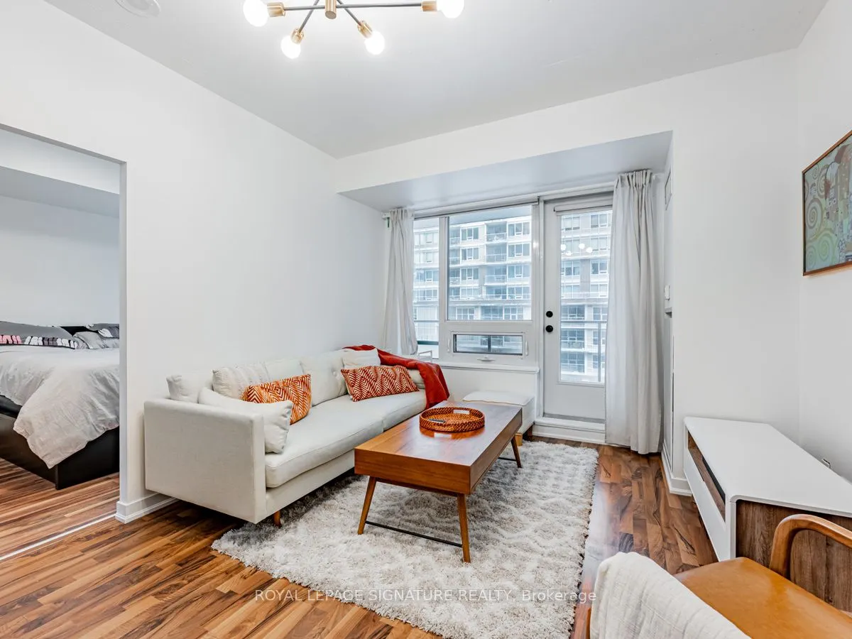 55 East Liberty Street, #401