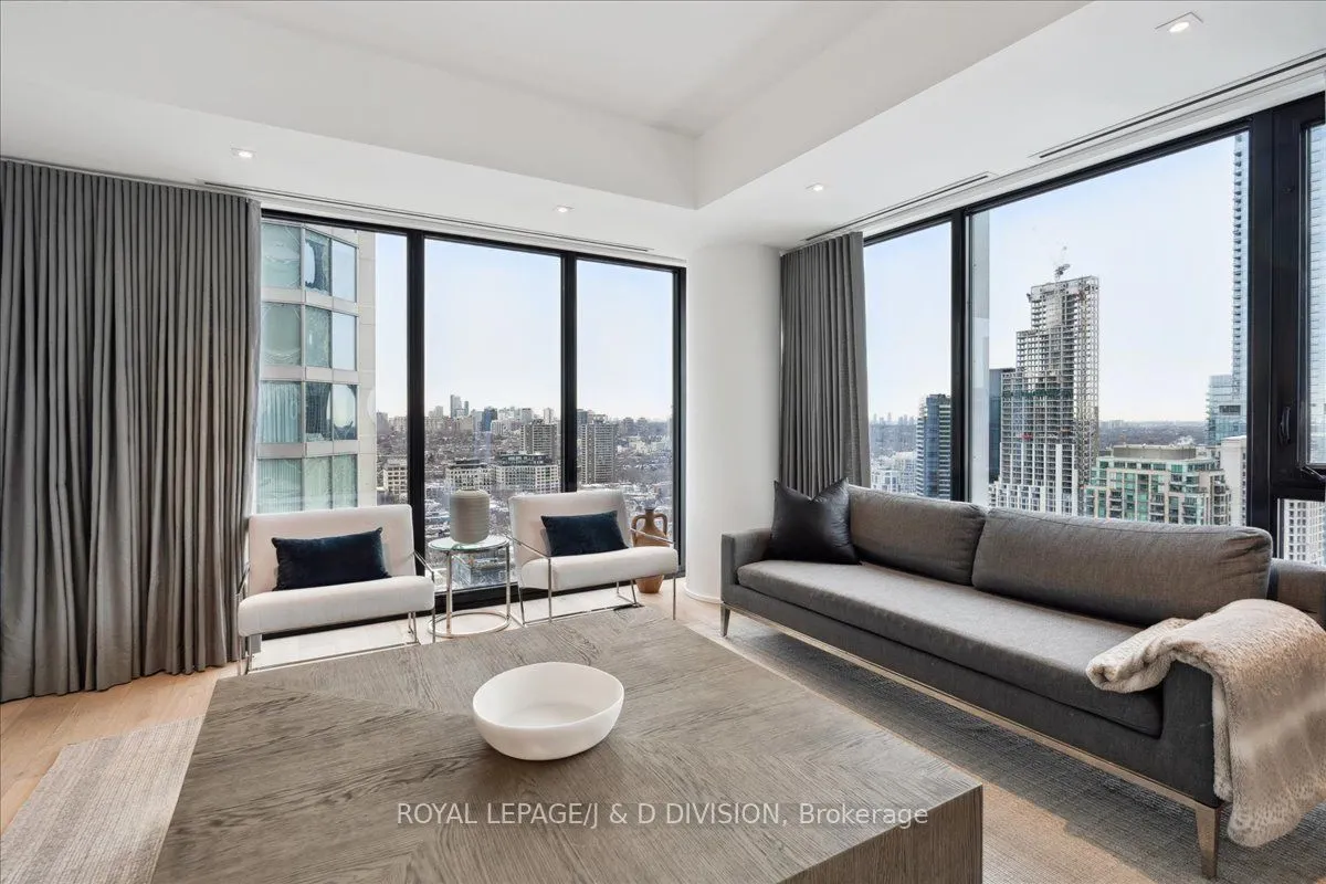 200 Cumberland Street, #2601
