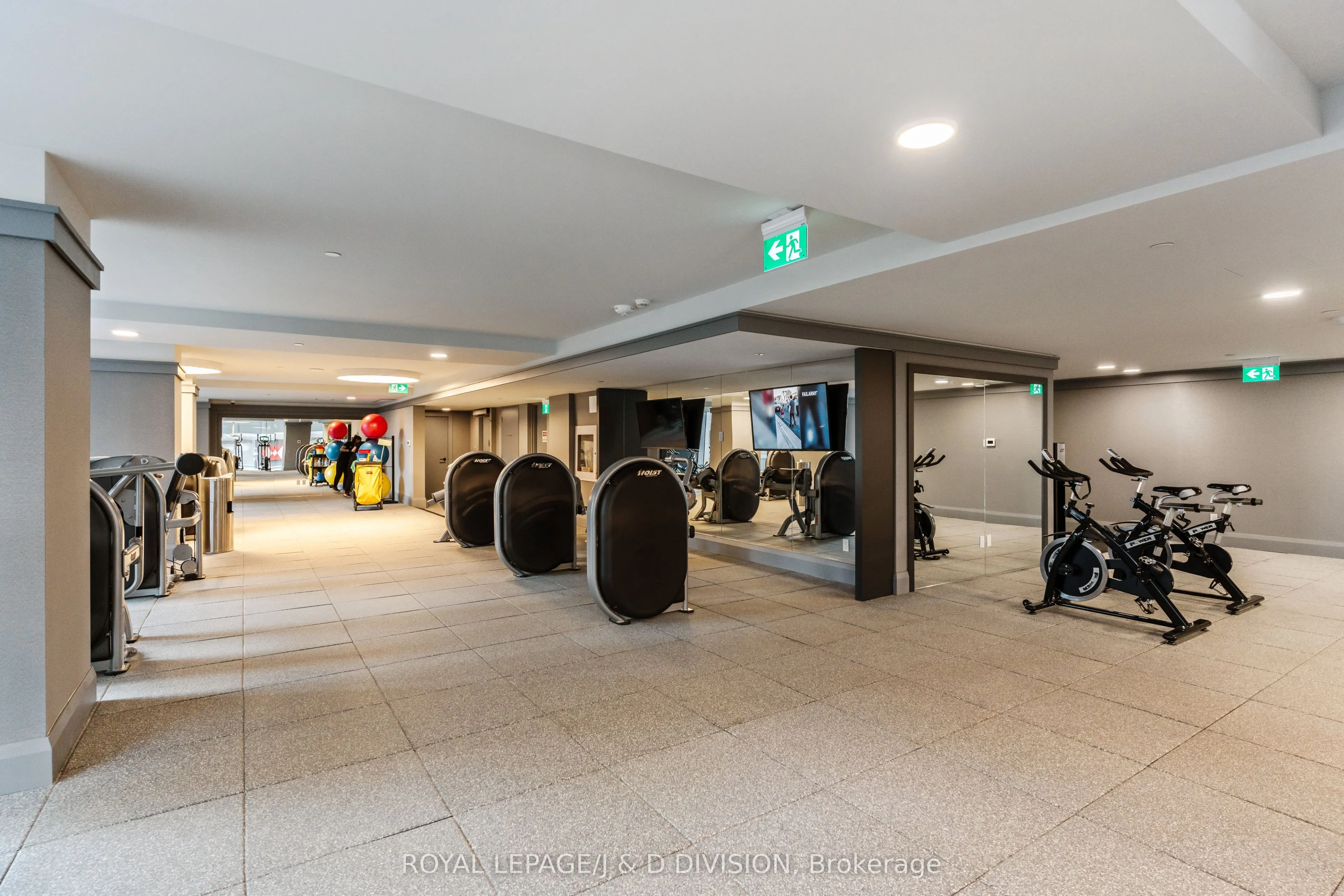 200 Cumberland Street, #2601