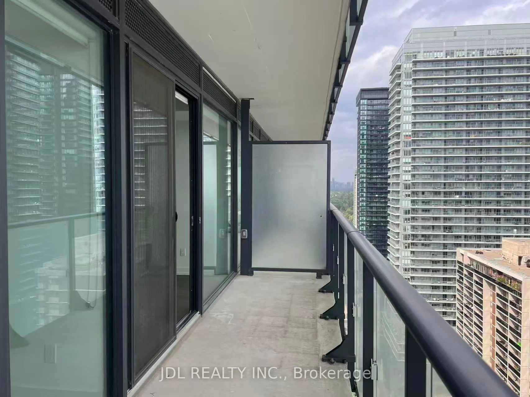 161 Roehampton Avenue S, #2206