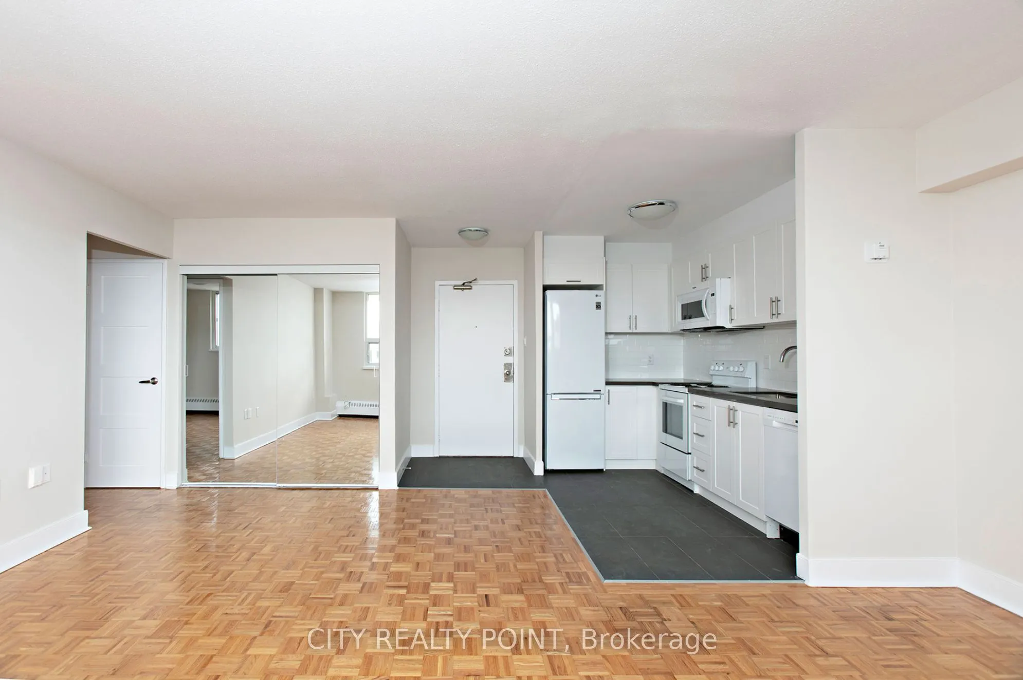 1500 Bathurst Street, #502