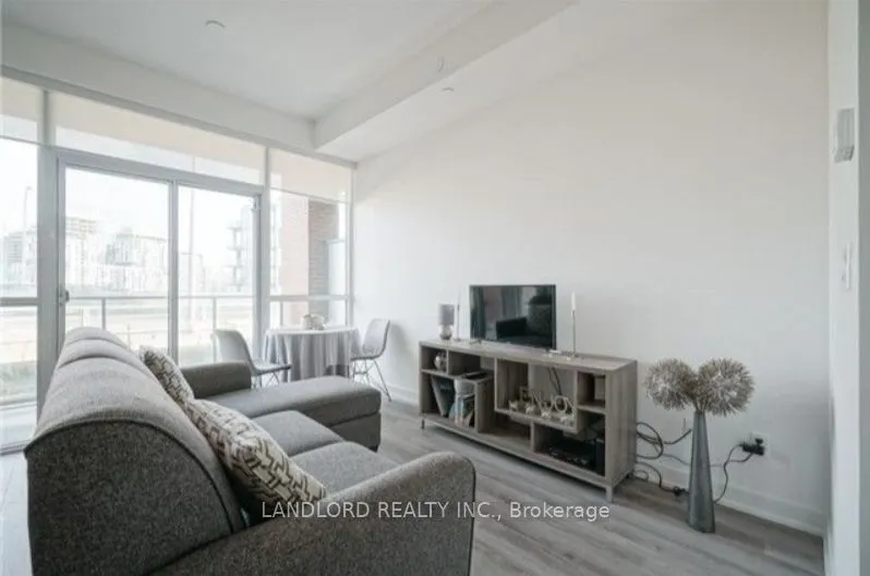 50 Bruyeres Mews, #709
