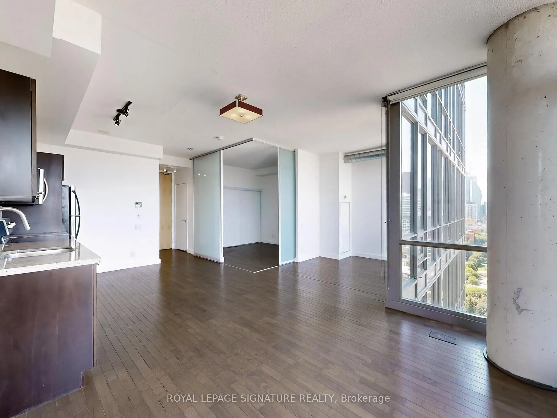 33 Mill Street, #2509
