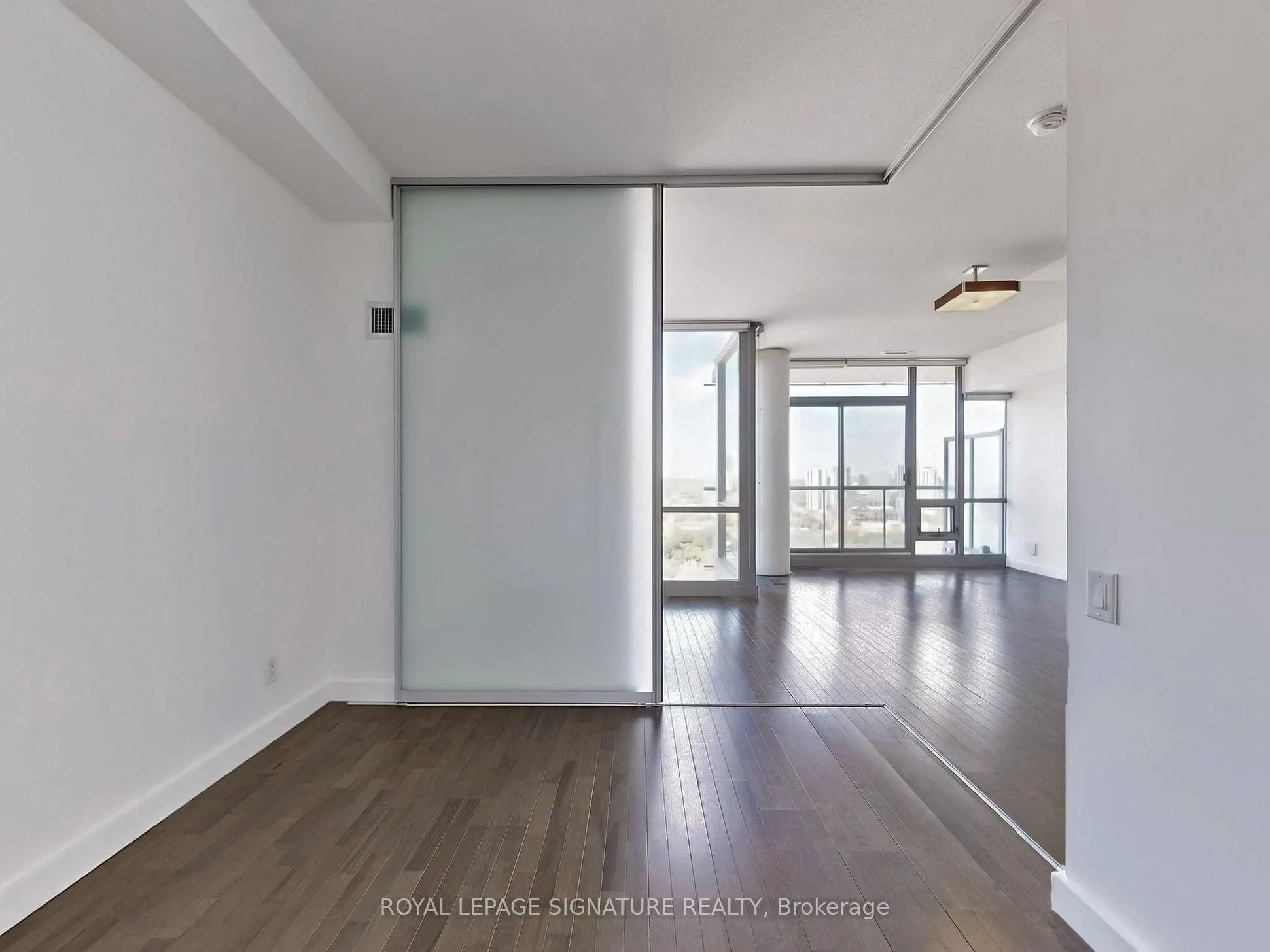 33 Mill Street, #2509