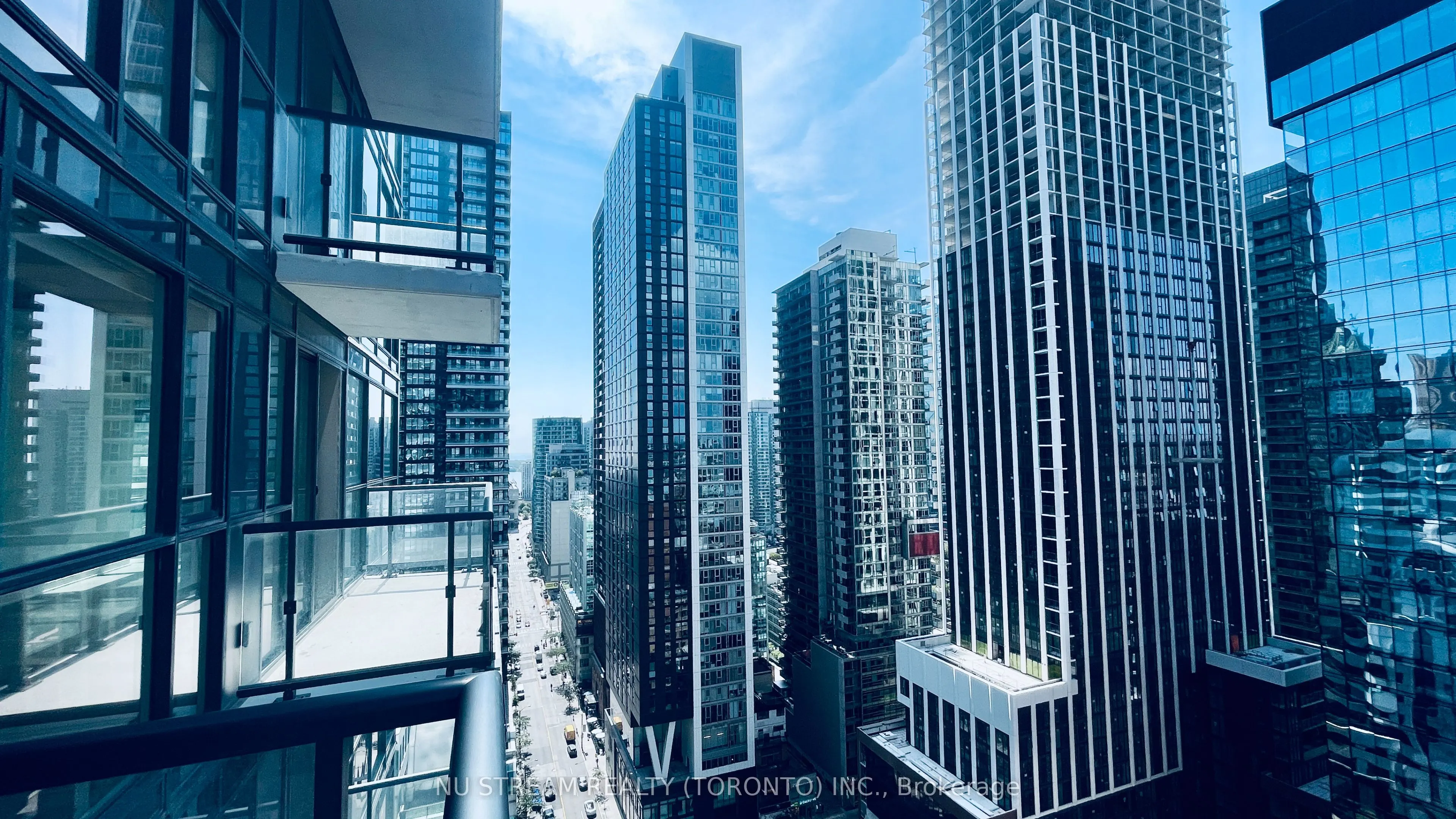 87 Peter Street, #2303
