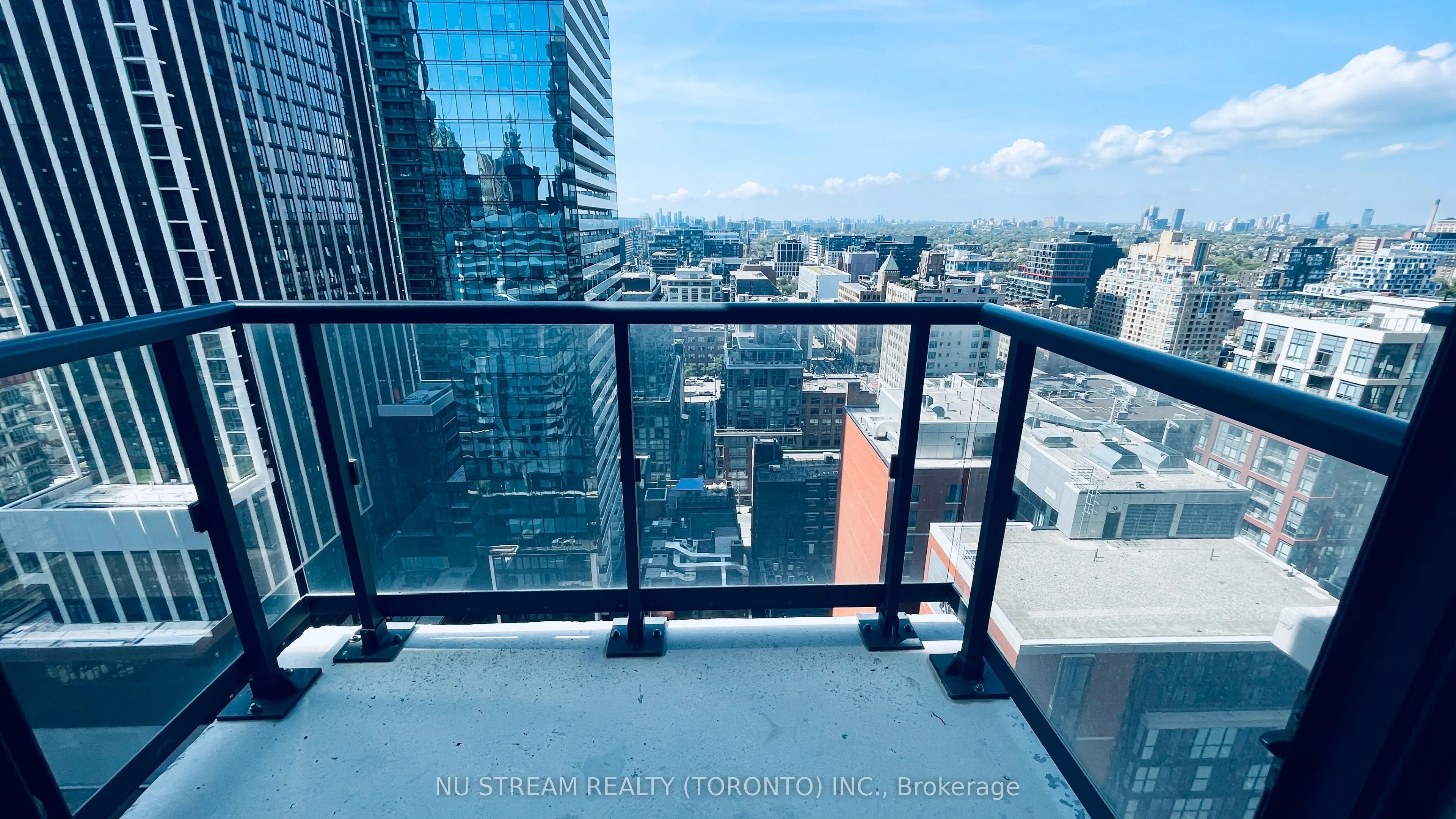 87 Peter Street, #2303