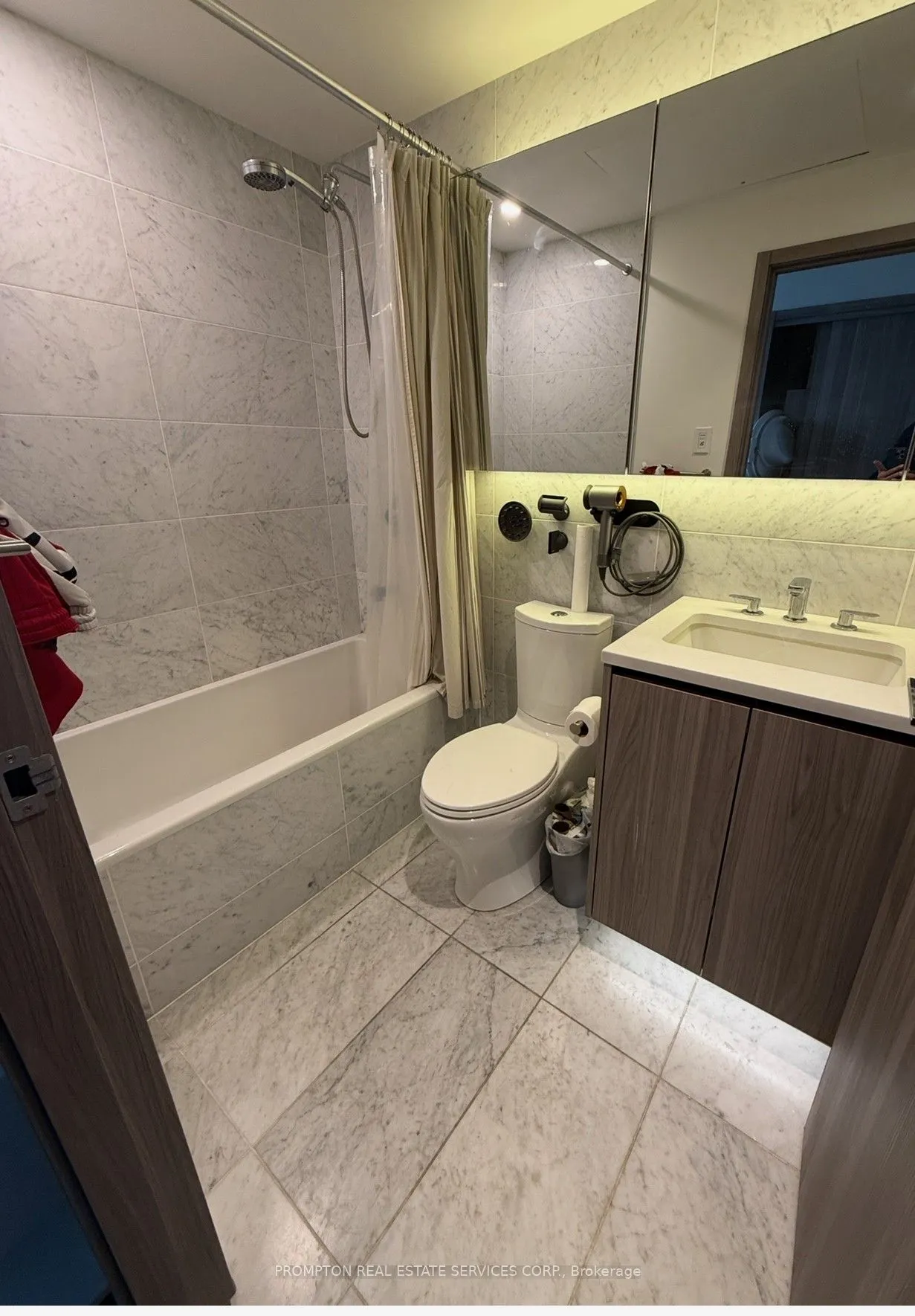 95 MCMAHON Drive, #2103