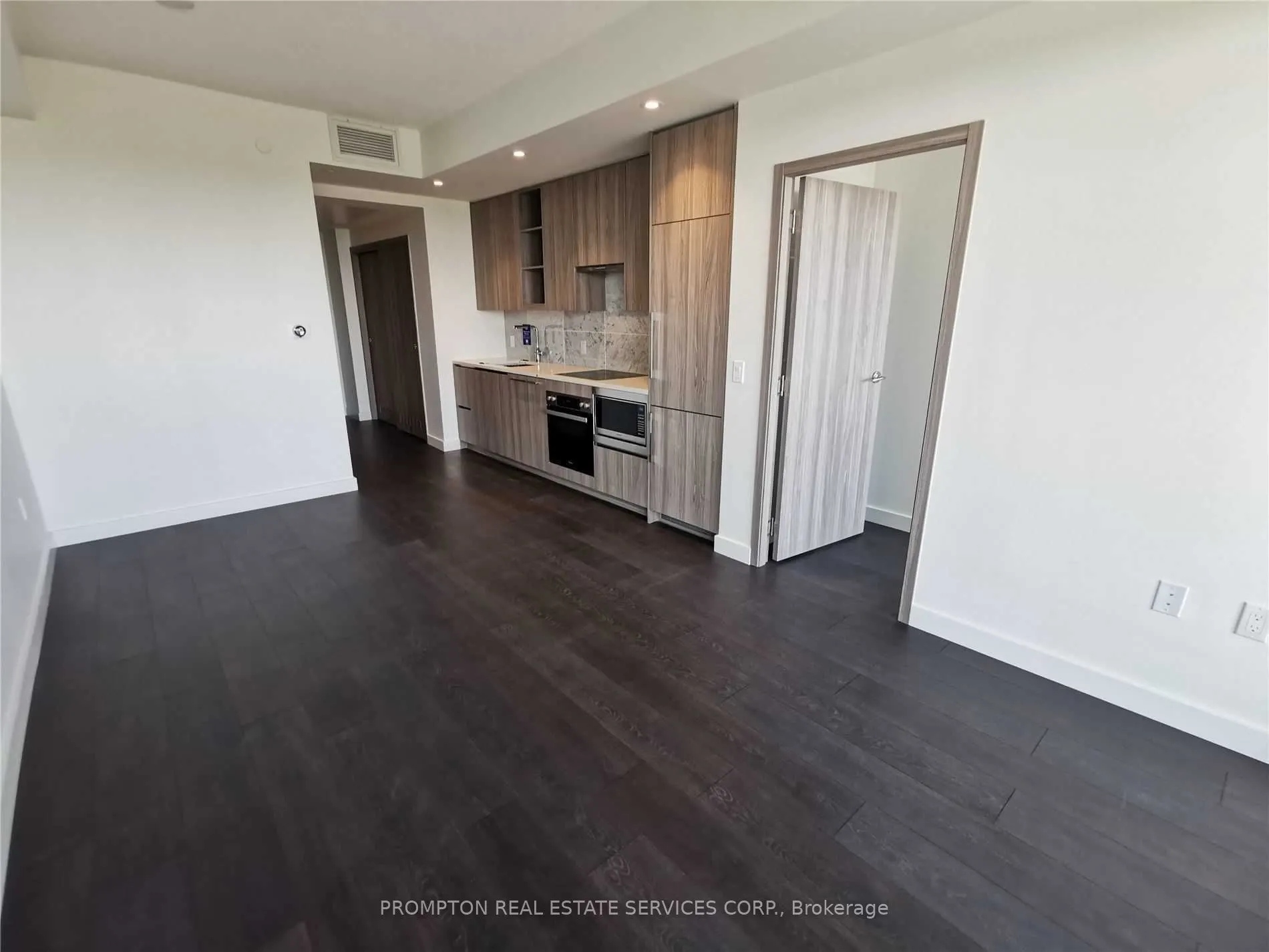 95 MCMAHON Drive, #2103