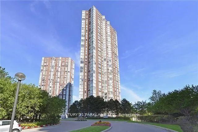5 Concorde Place, #207