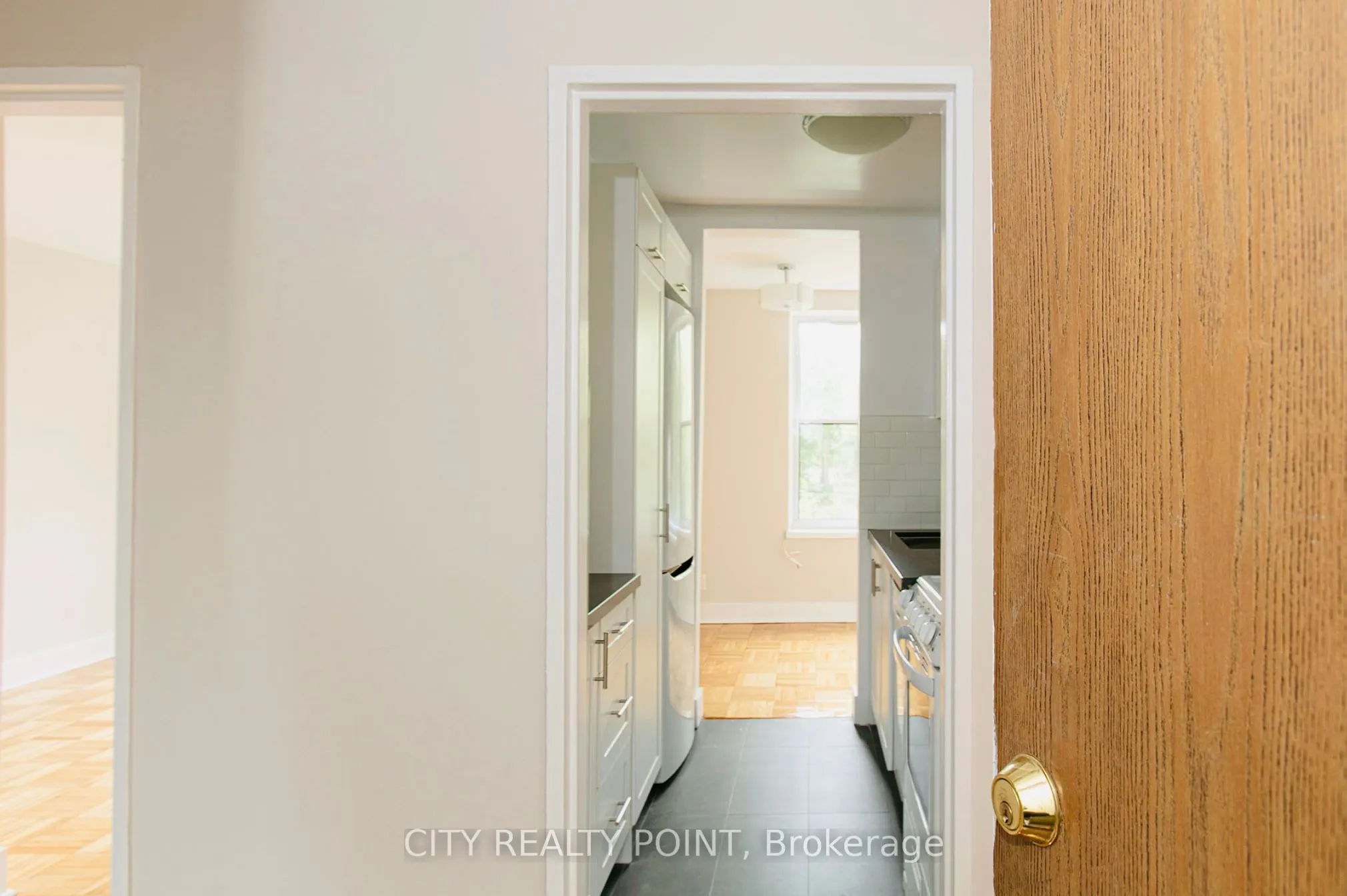 1545 Bathurst Street, #404