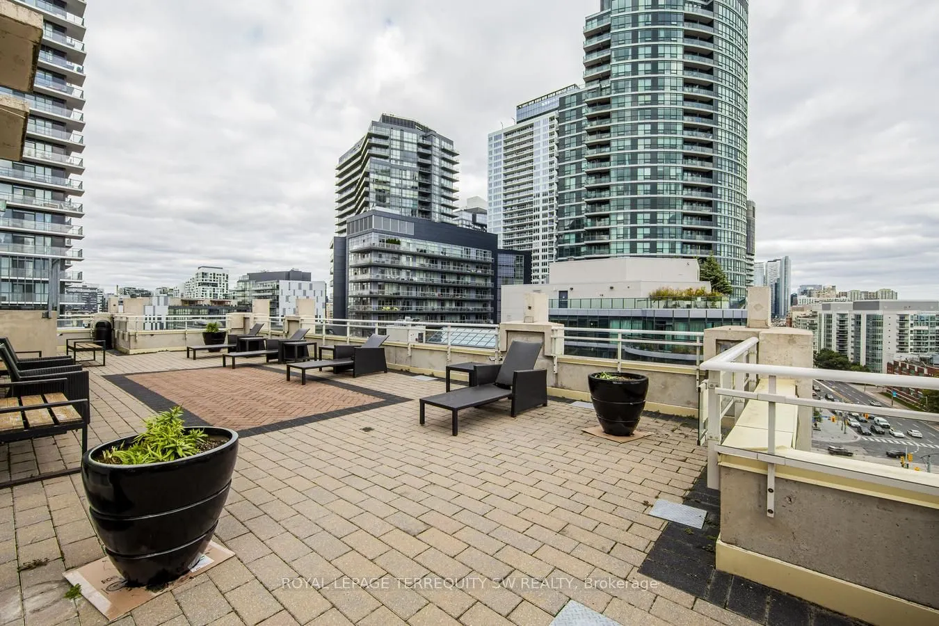 21 Grand Magazine Street, #1707
