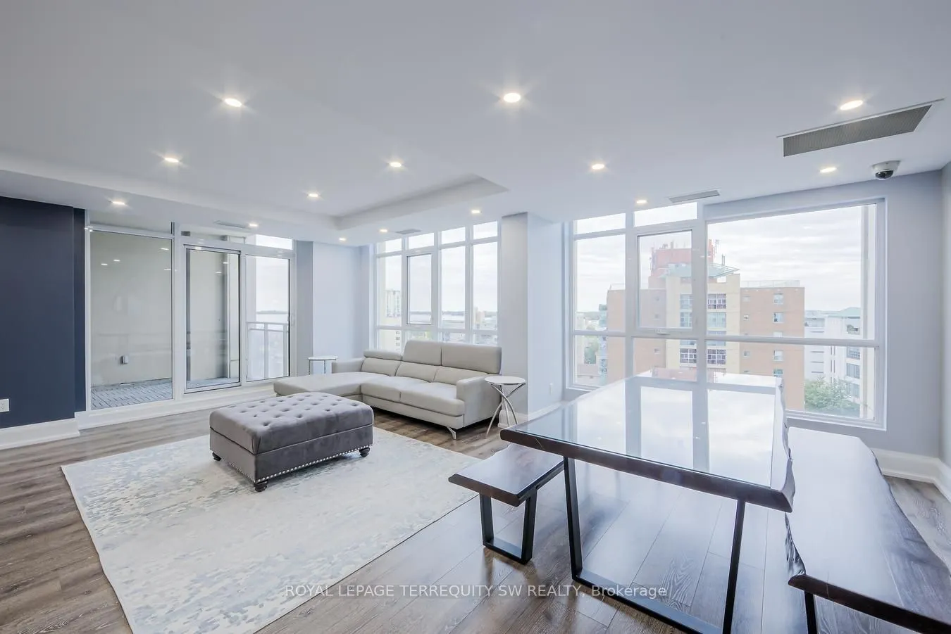 21 Grand Magazine Street, #1707