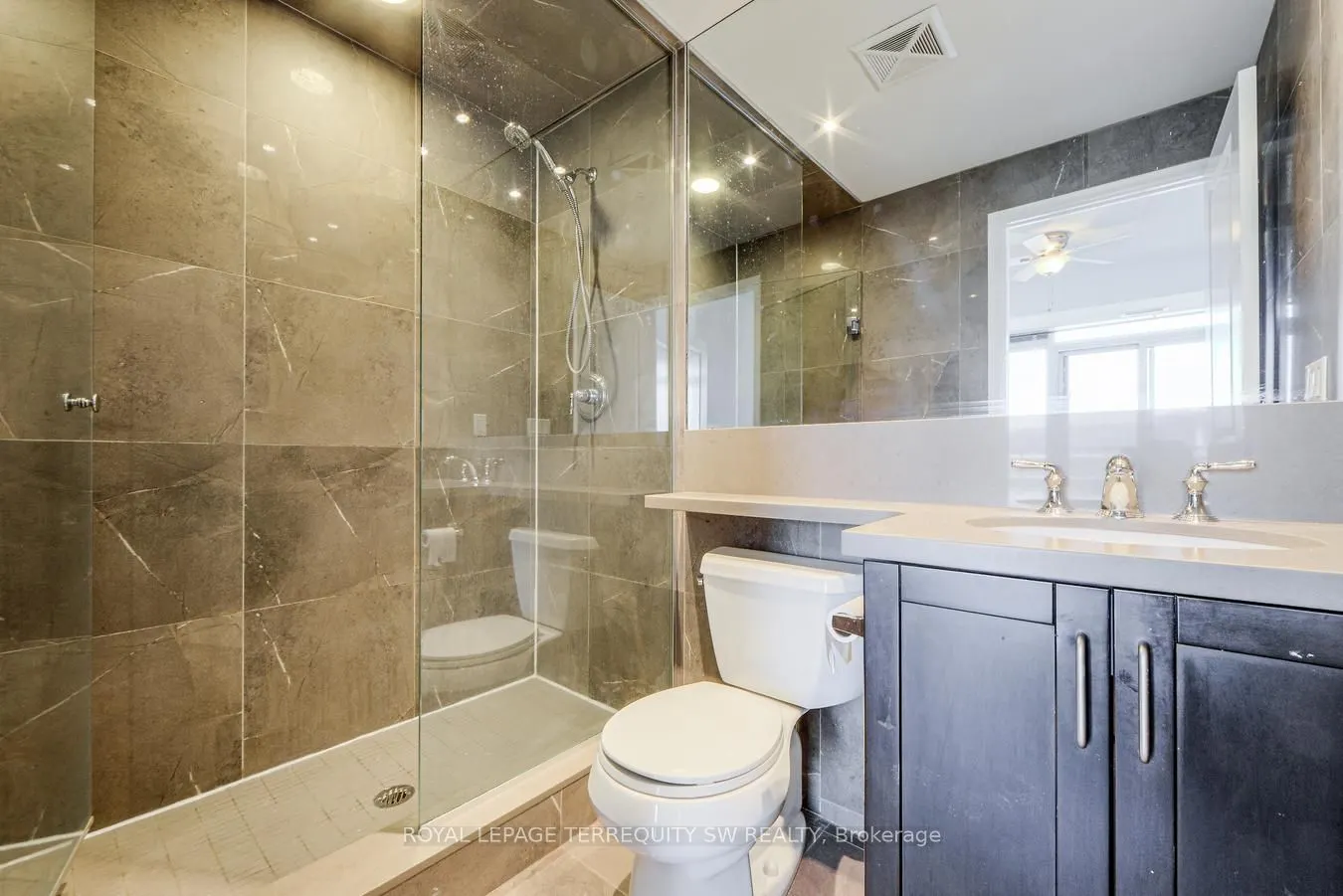 21 Grand Magazine Street, #1707