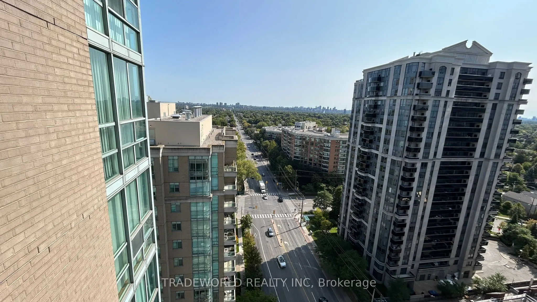 3 Pemberton Avenue, #2009
