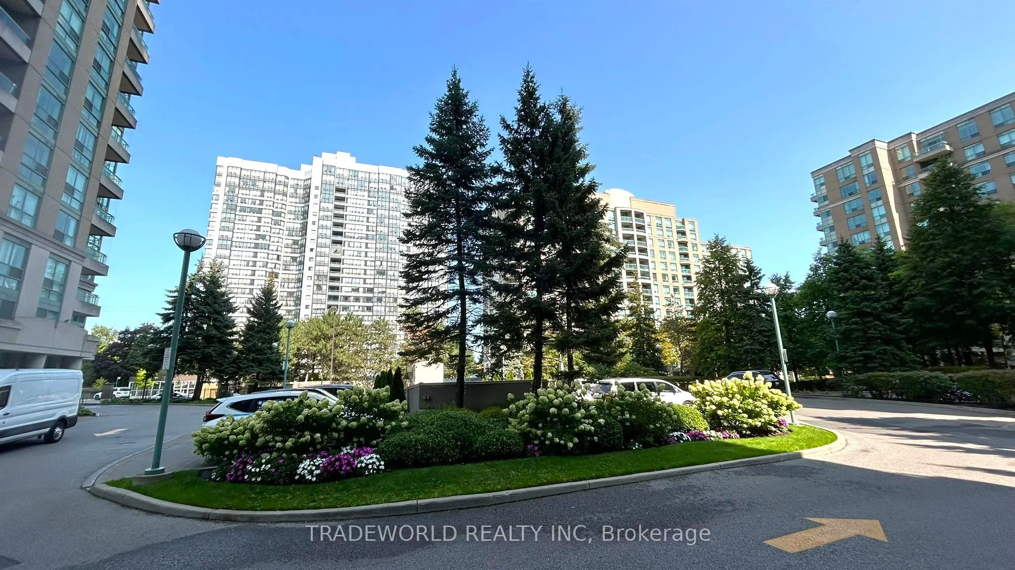 3 Pemberton Avenue, #2009