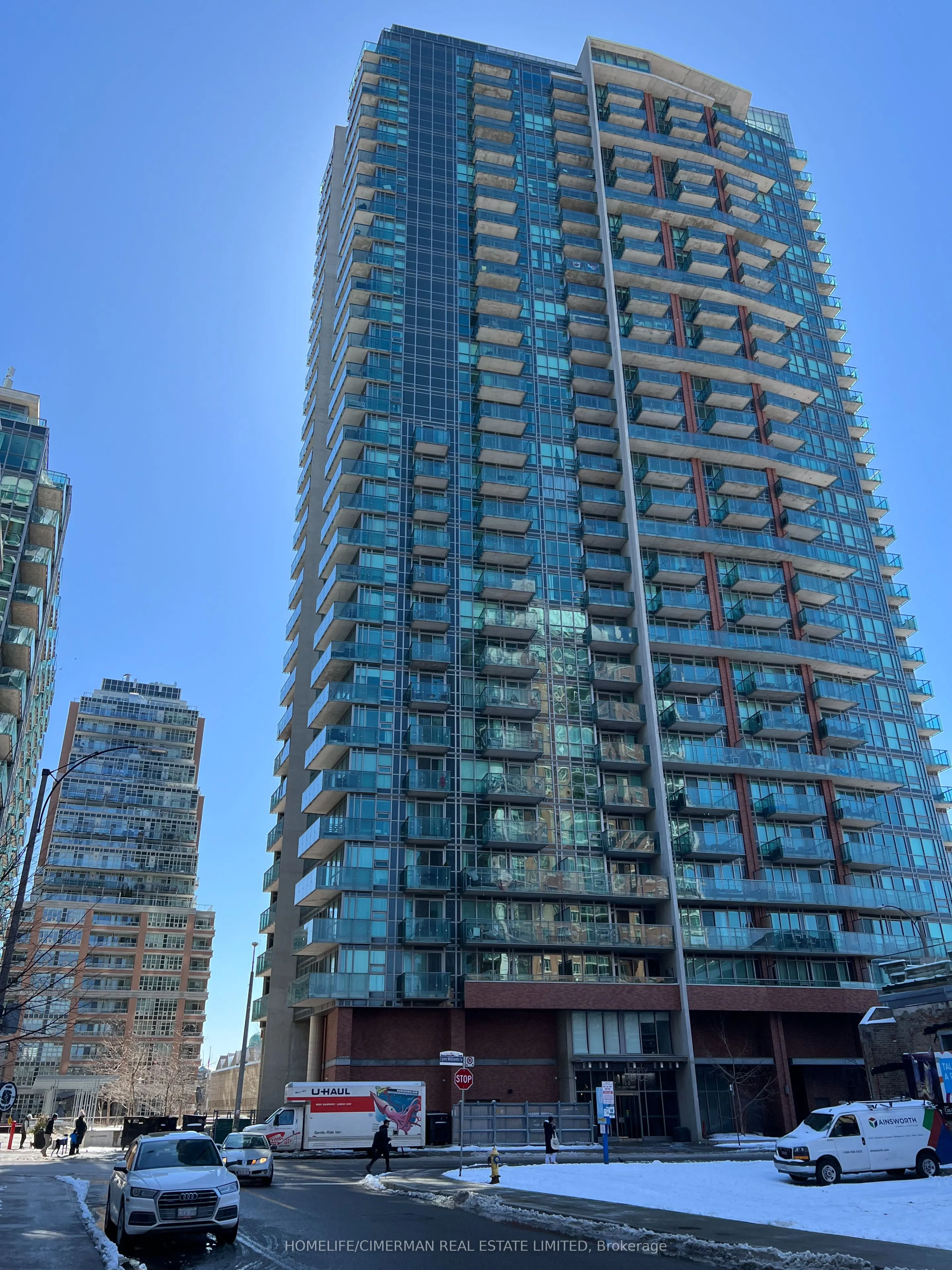 150 East Liberty Street, #907