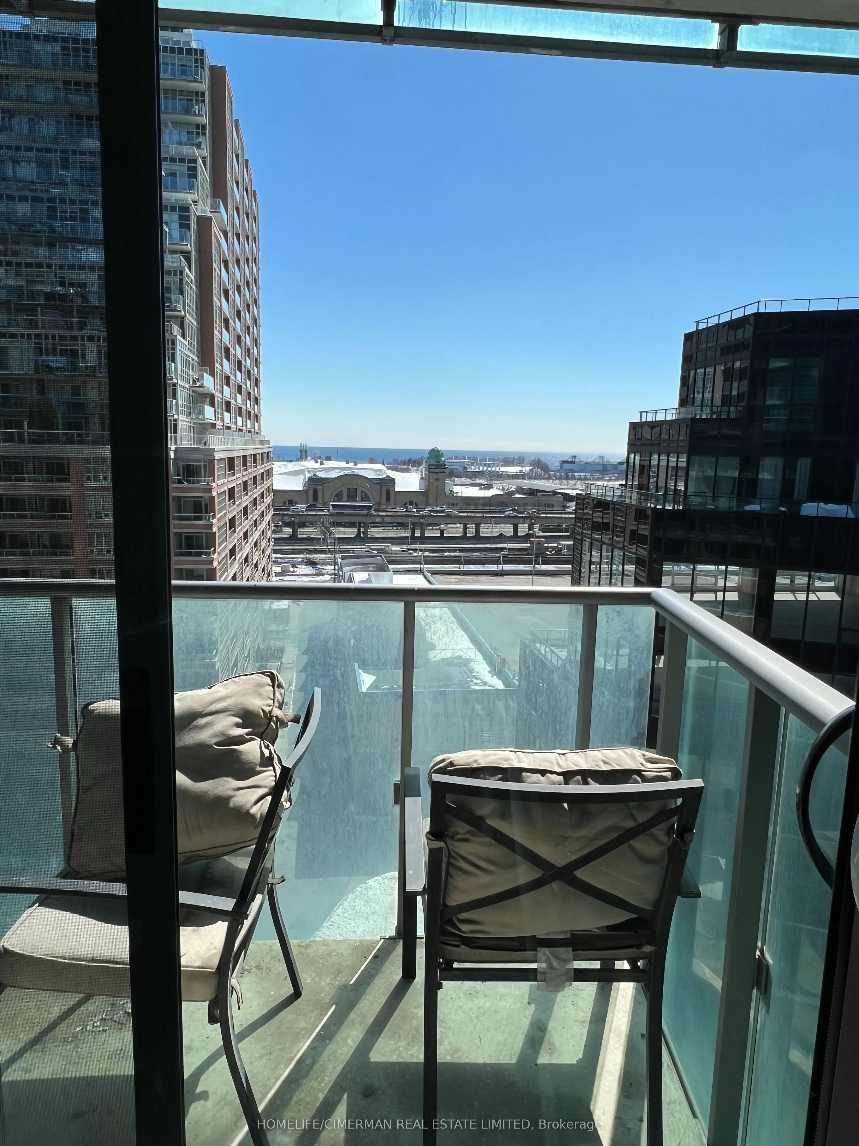 150 East Liberty Street, #907