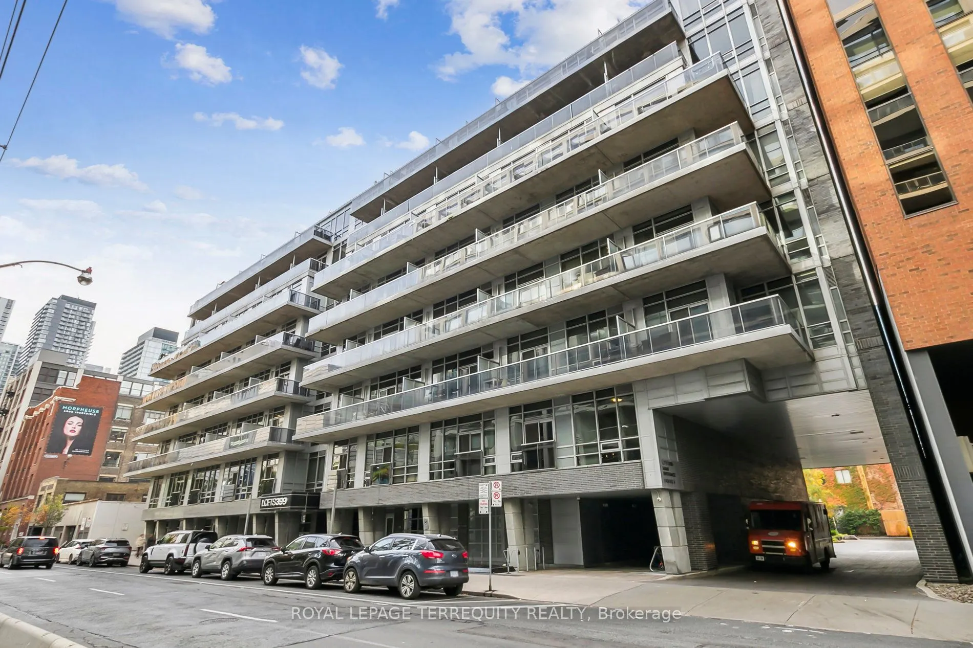 399 Adelaide Street W, #405
