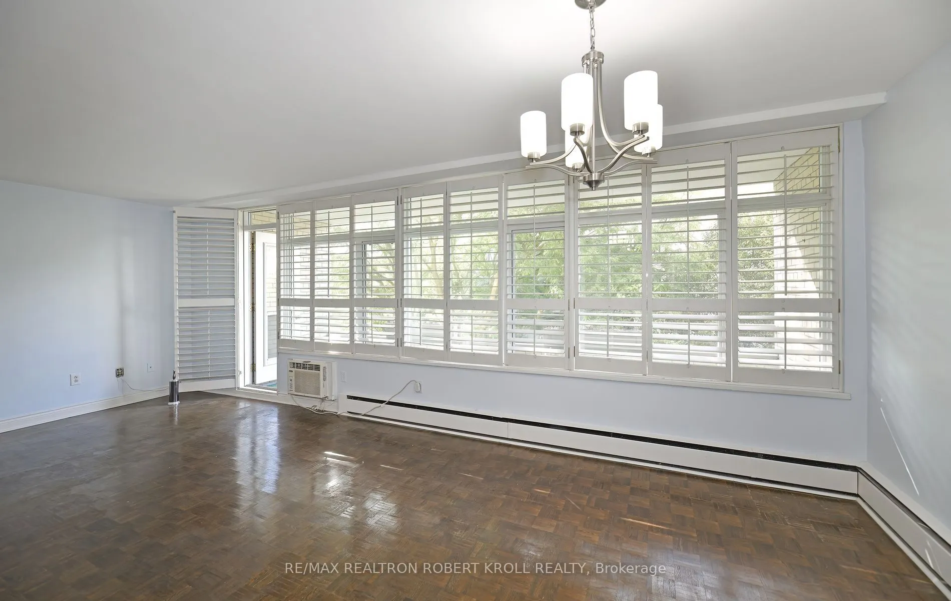 581 Avenue Road, #501