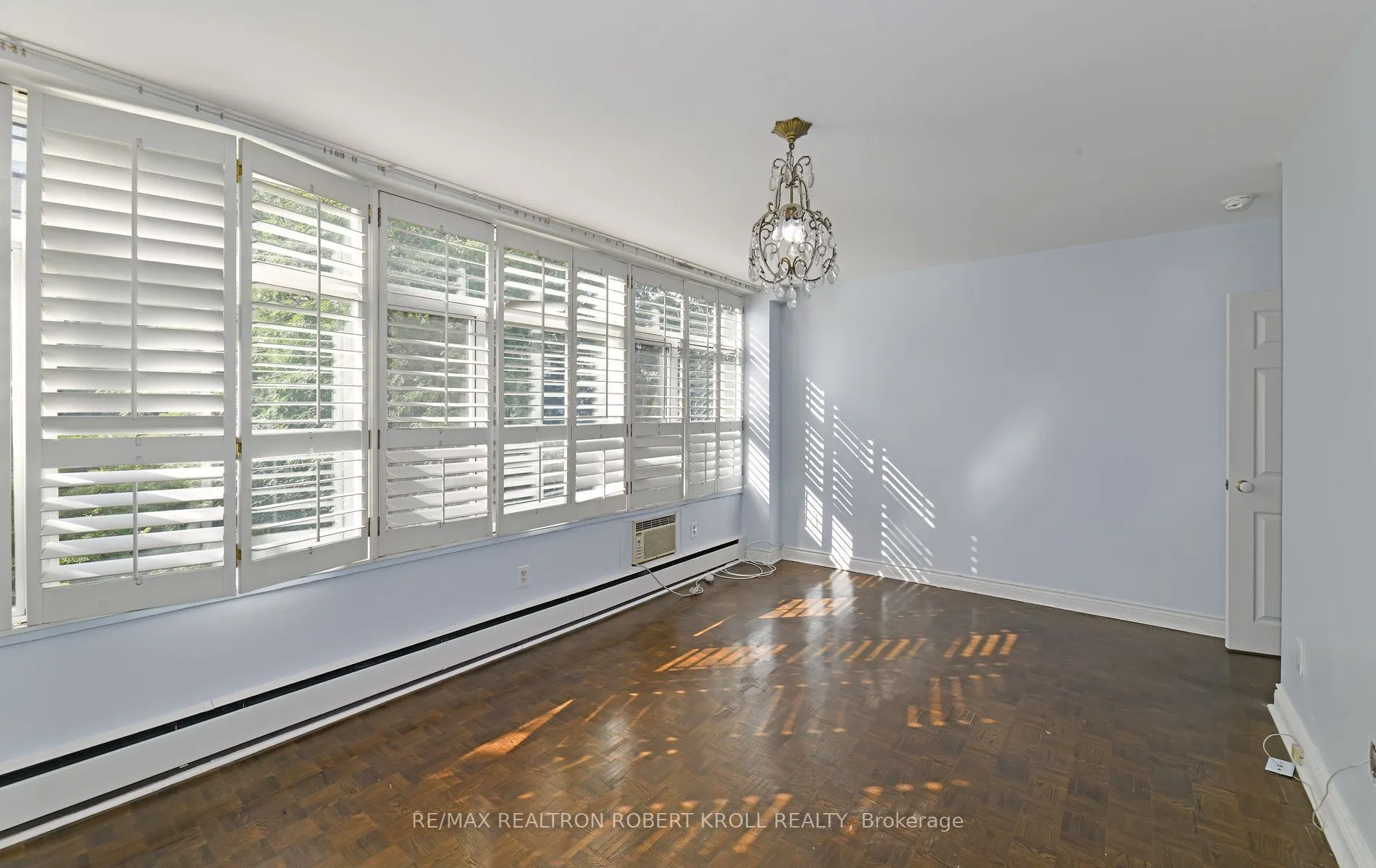 581 Avenue Road, #501