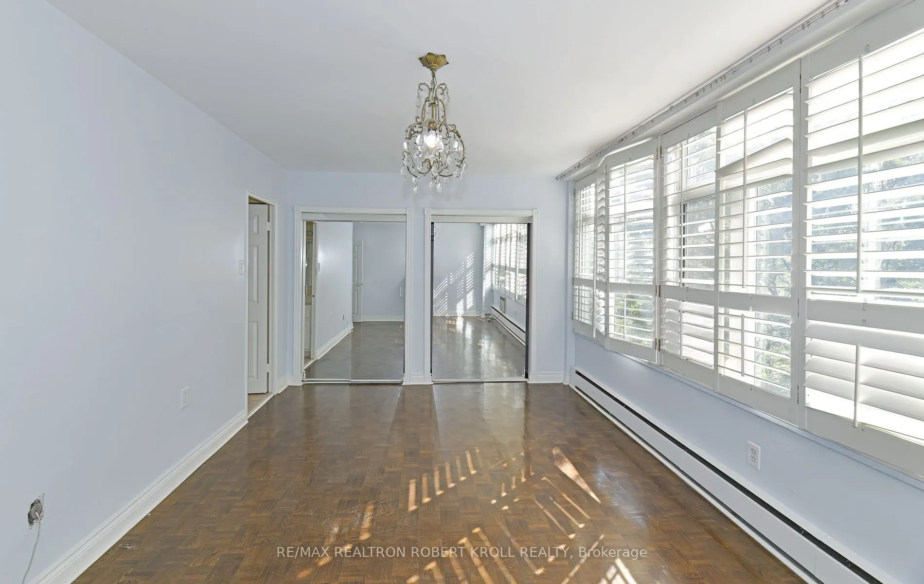 581 Avenue Road, #501