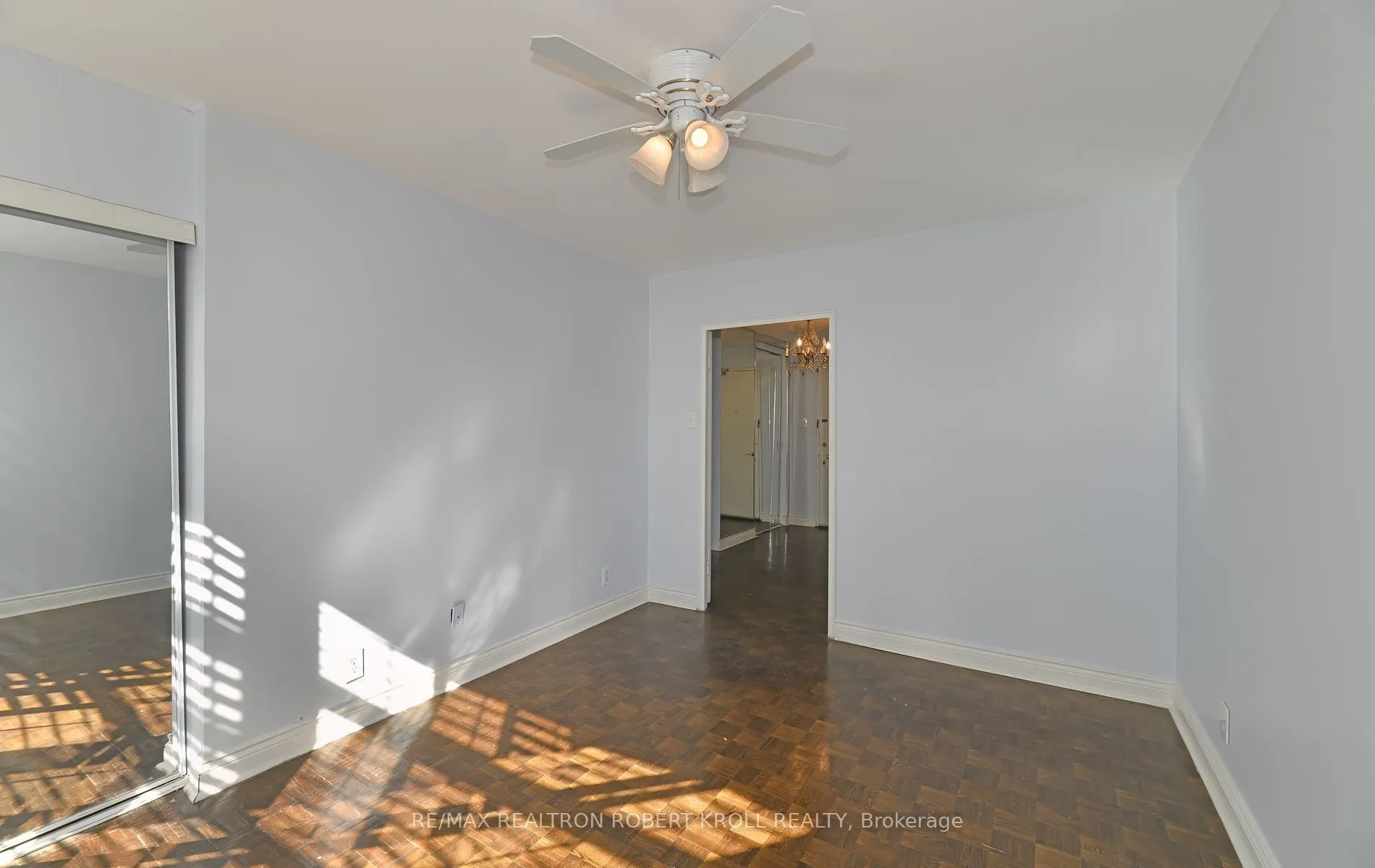 581 Avenue Road, #501