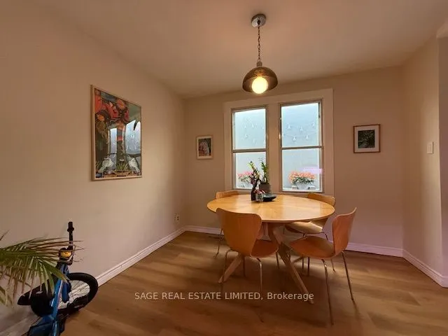 633 St Clair Avenue W, #Upper