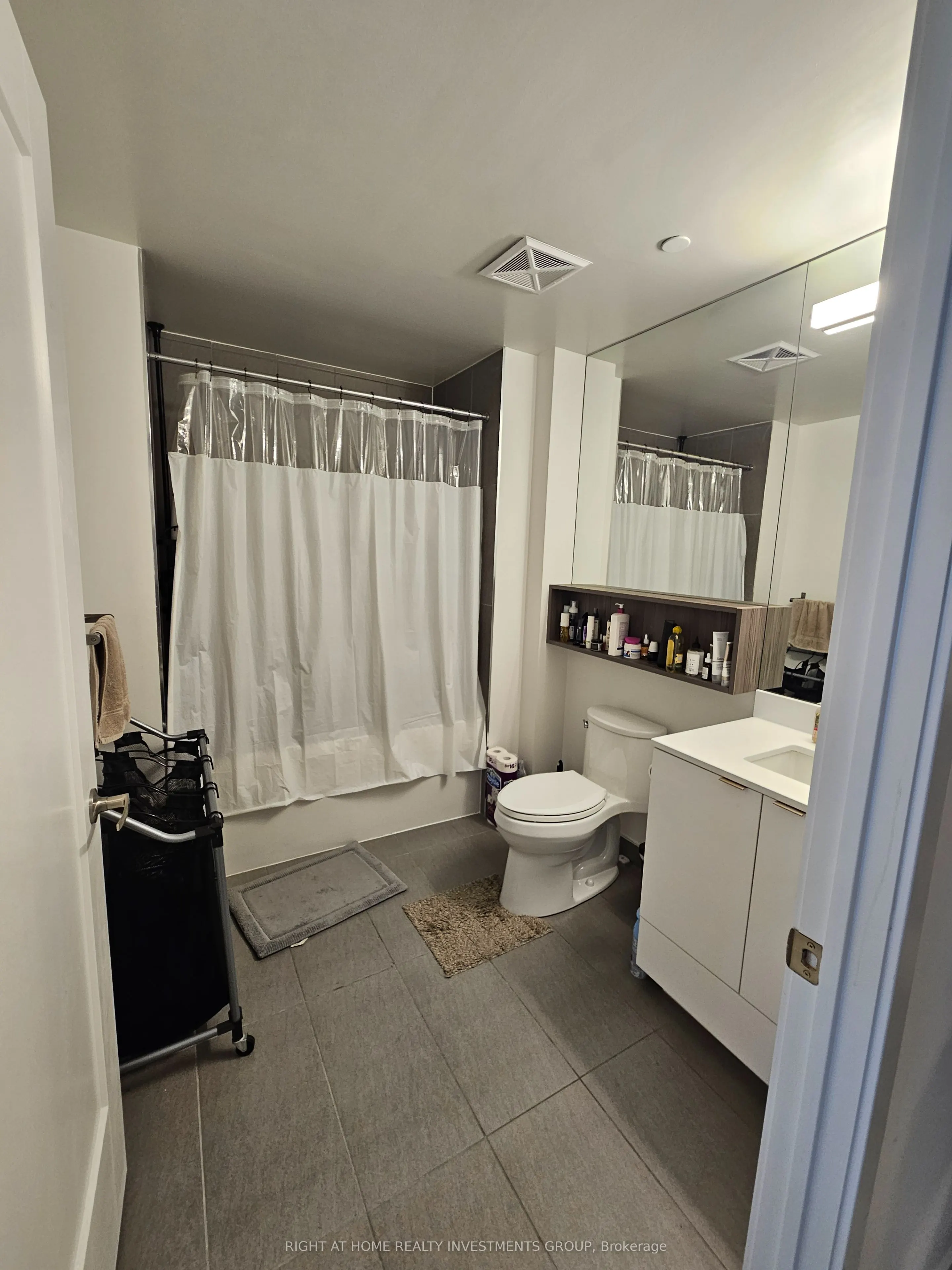 60 Princess Street, #730 SE