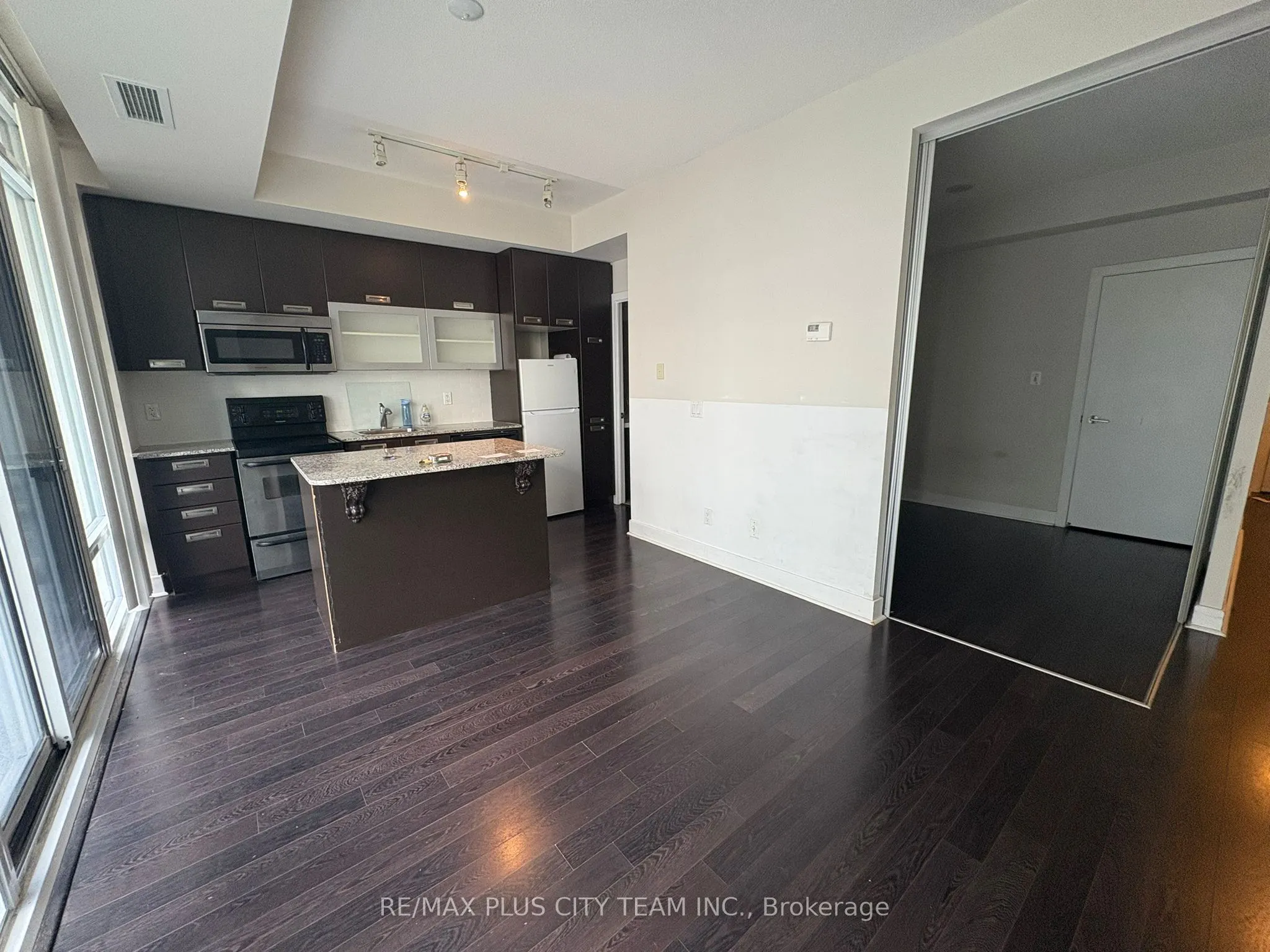 90 Stadium Road, #431