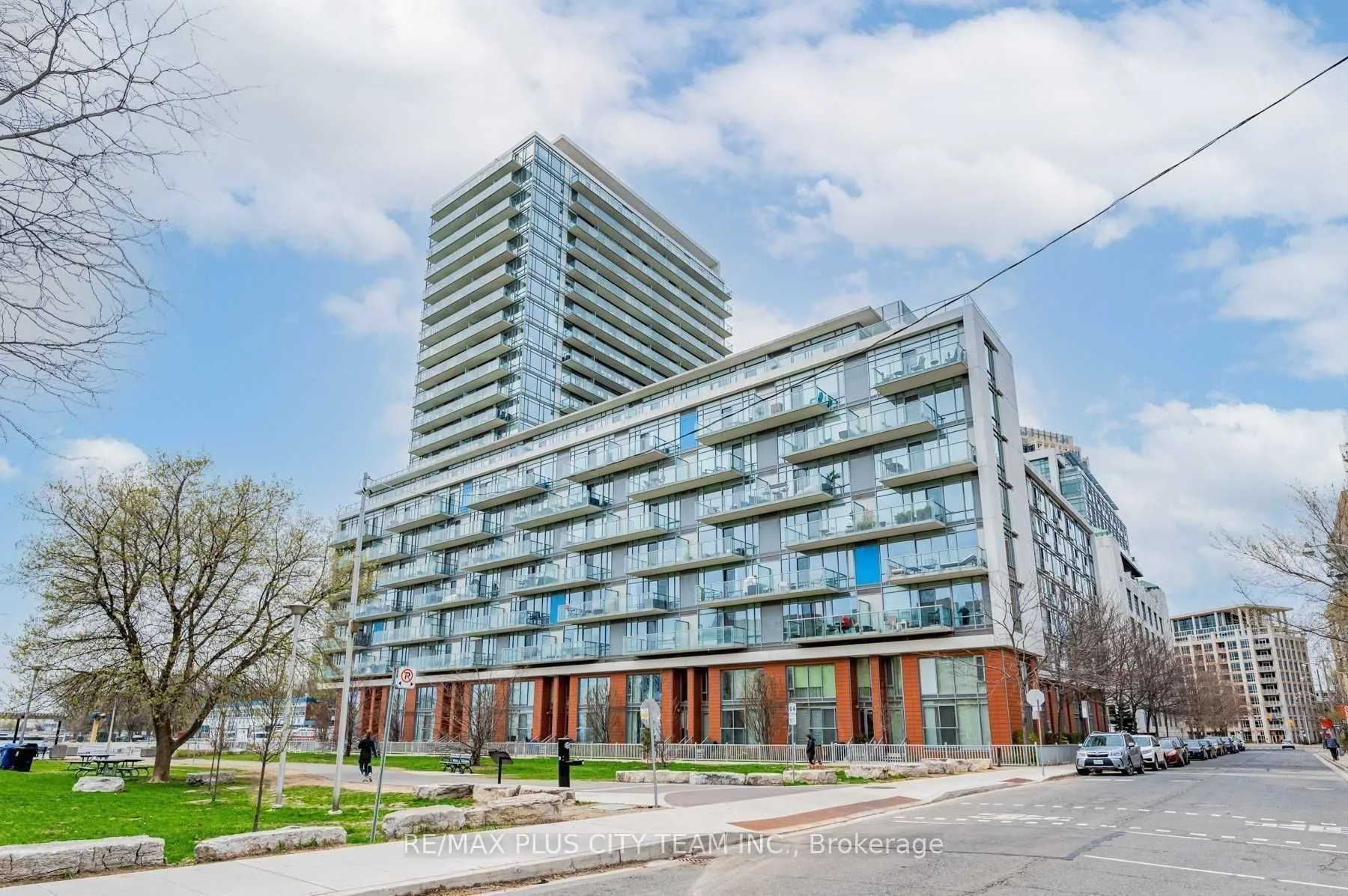 90 Stadium Road, #431