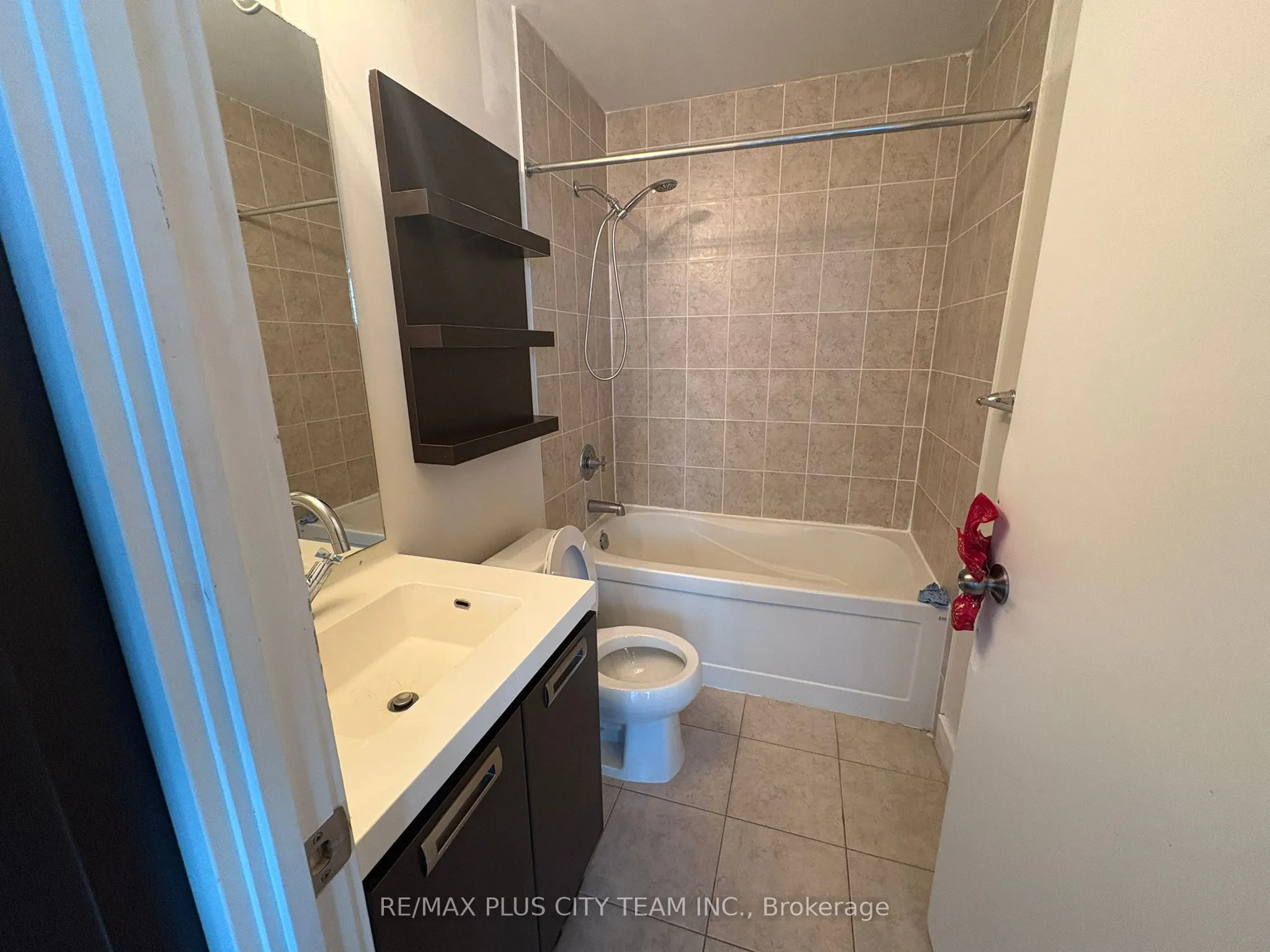 90 Stadium Road, #431