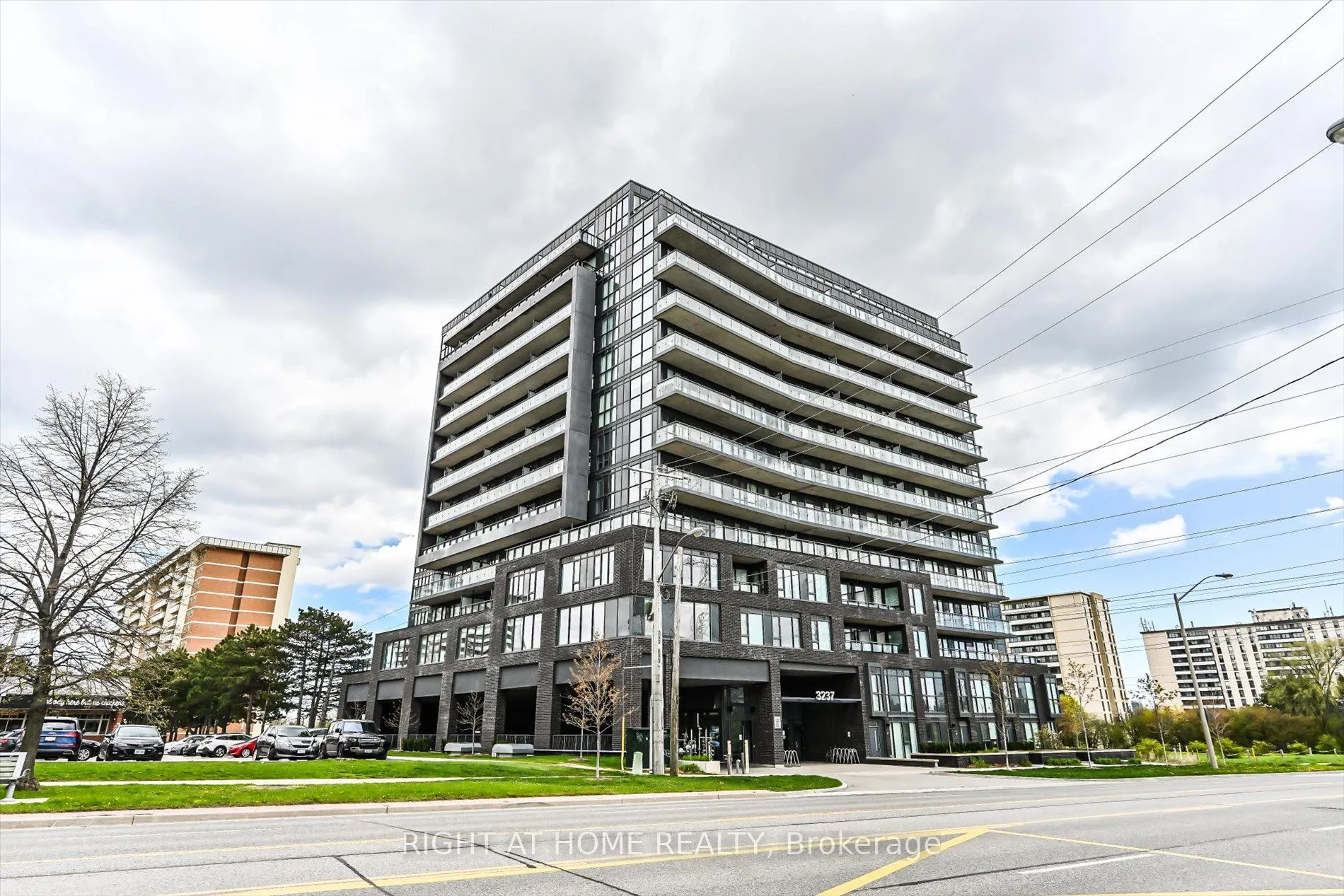 3237 Bayview Avenue, #507