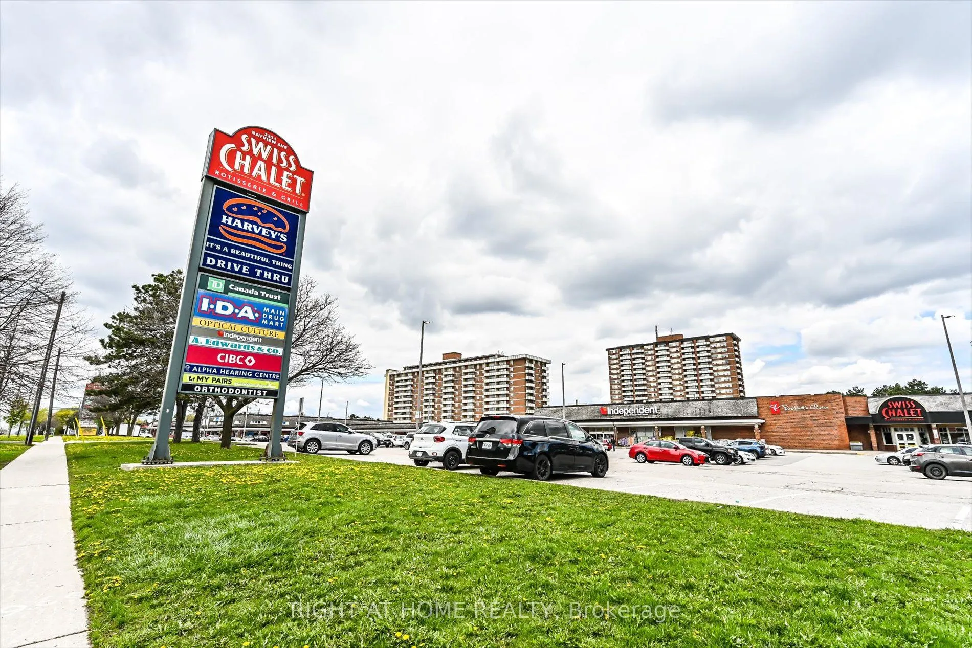 3237 Bayview Avenue, #507